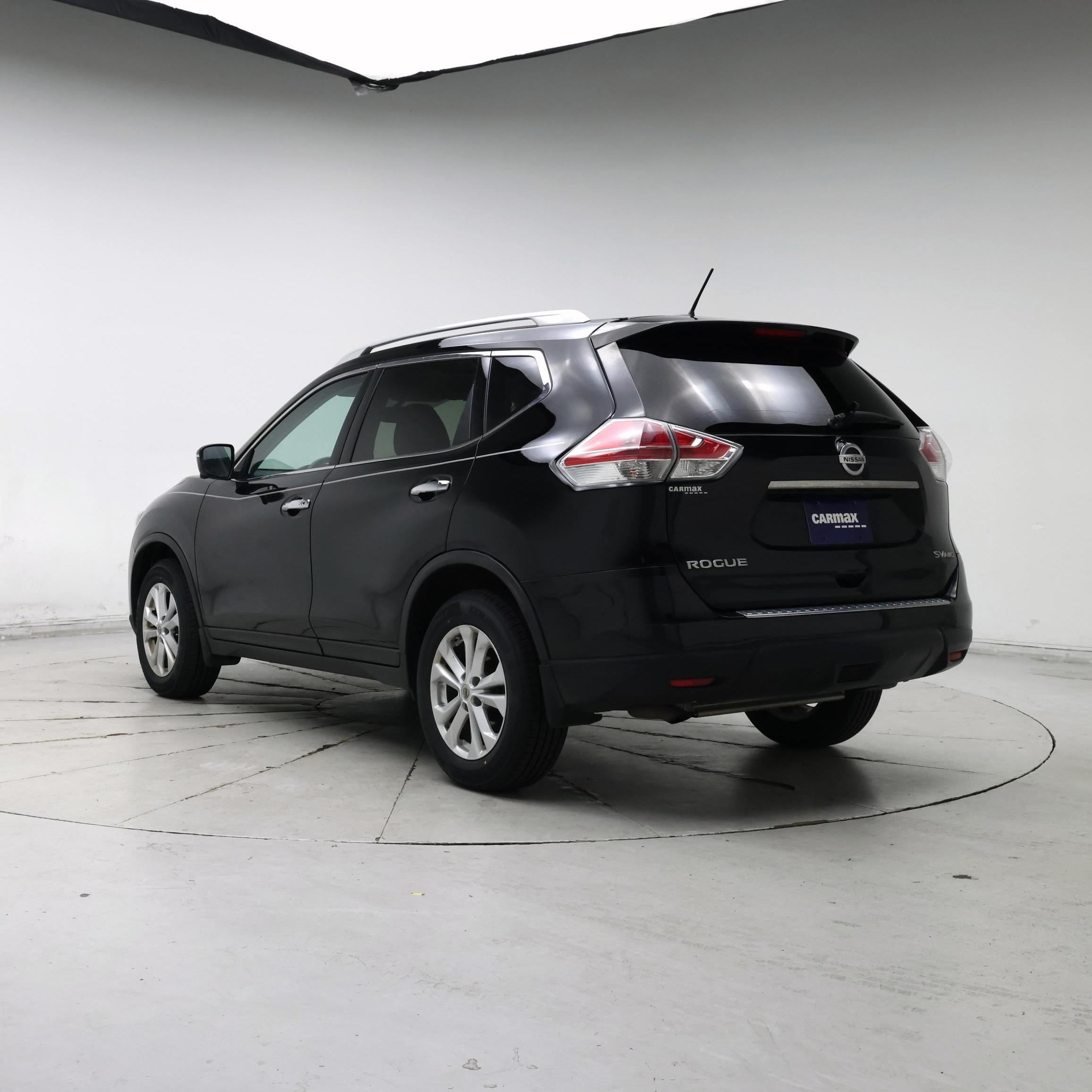 Thumbnail: 2015 Nissan Rogue - 2
