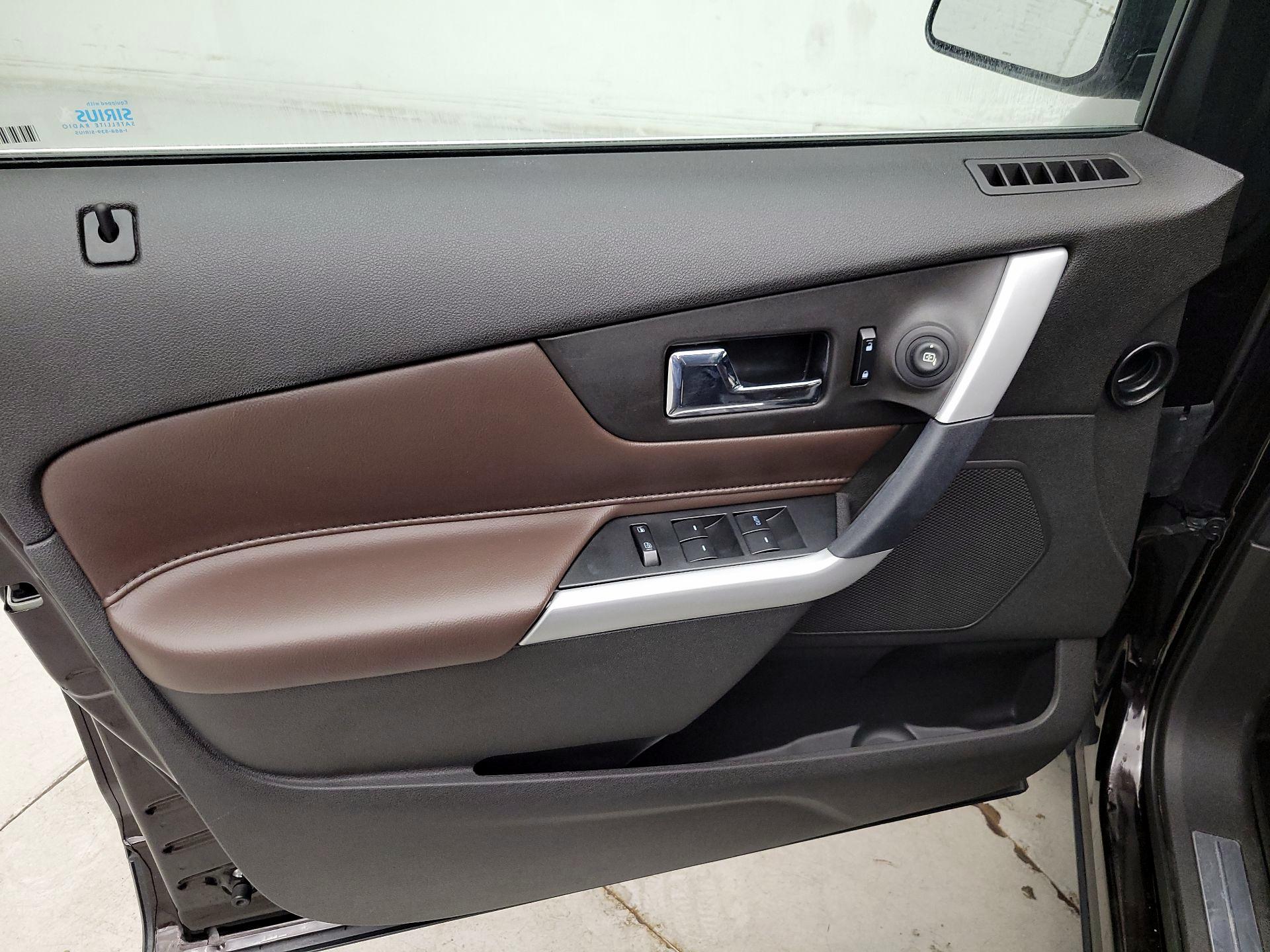 Thumbnail: 2013 Ford Edge - 12