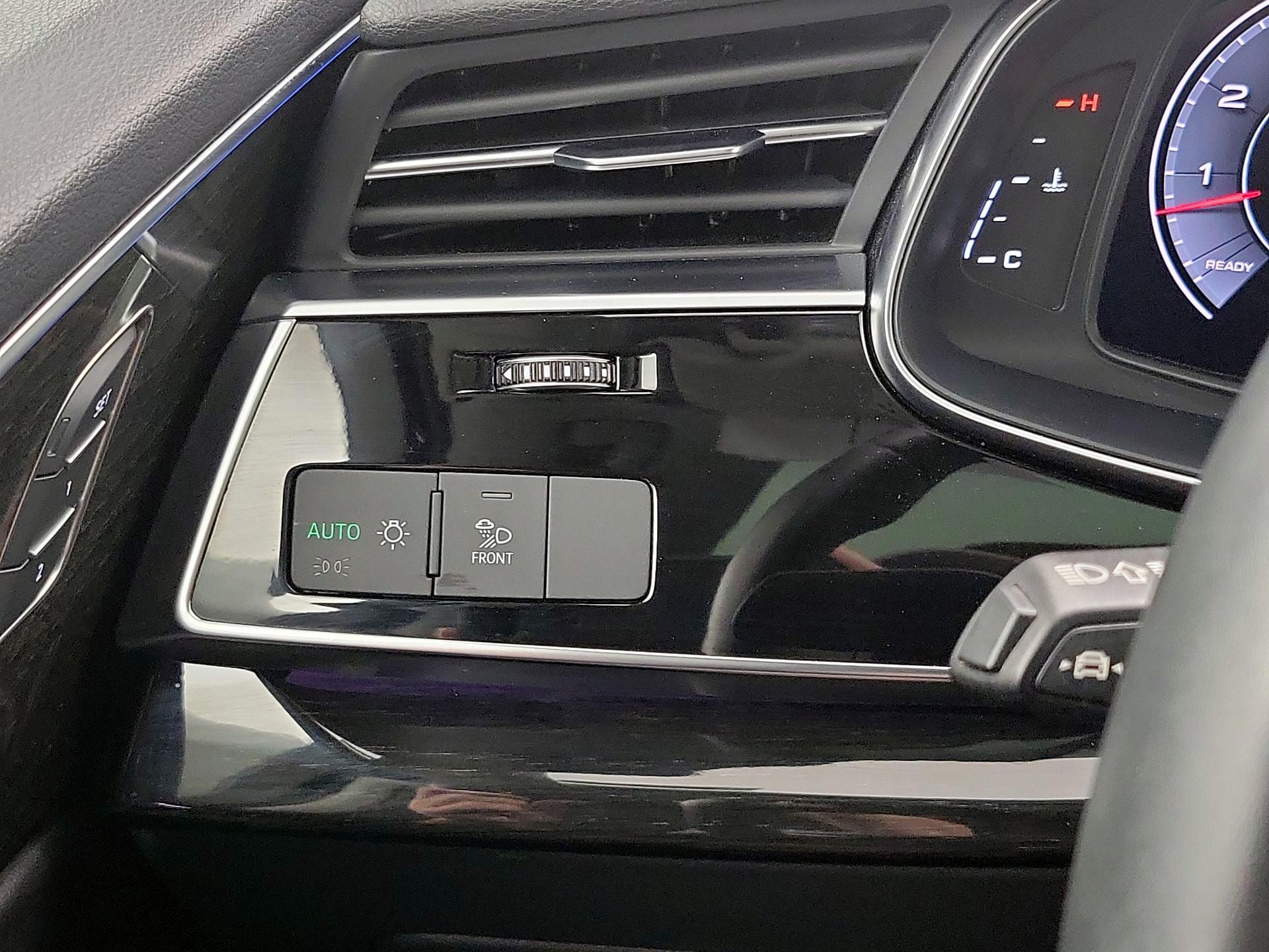 Thumbnail: 2024 Audi Q7 - 13