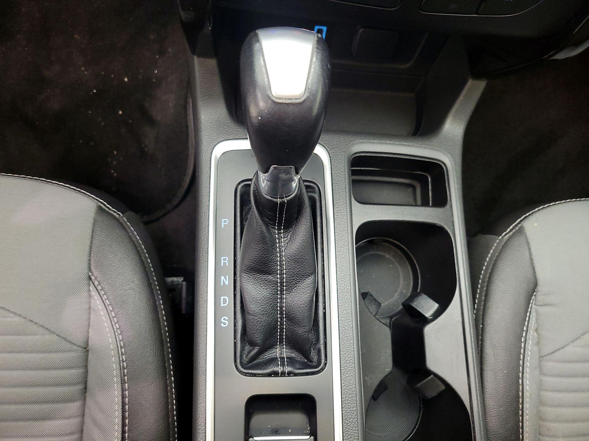 Thumbnail: 2017 Ford Escape - 17