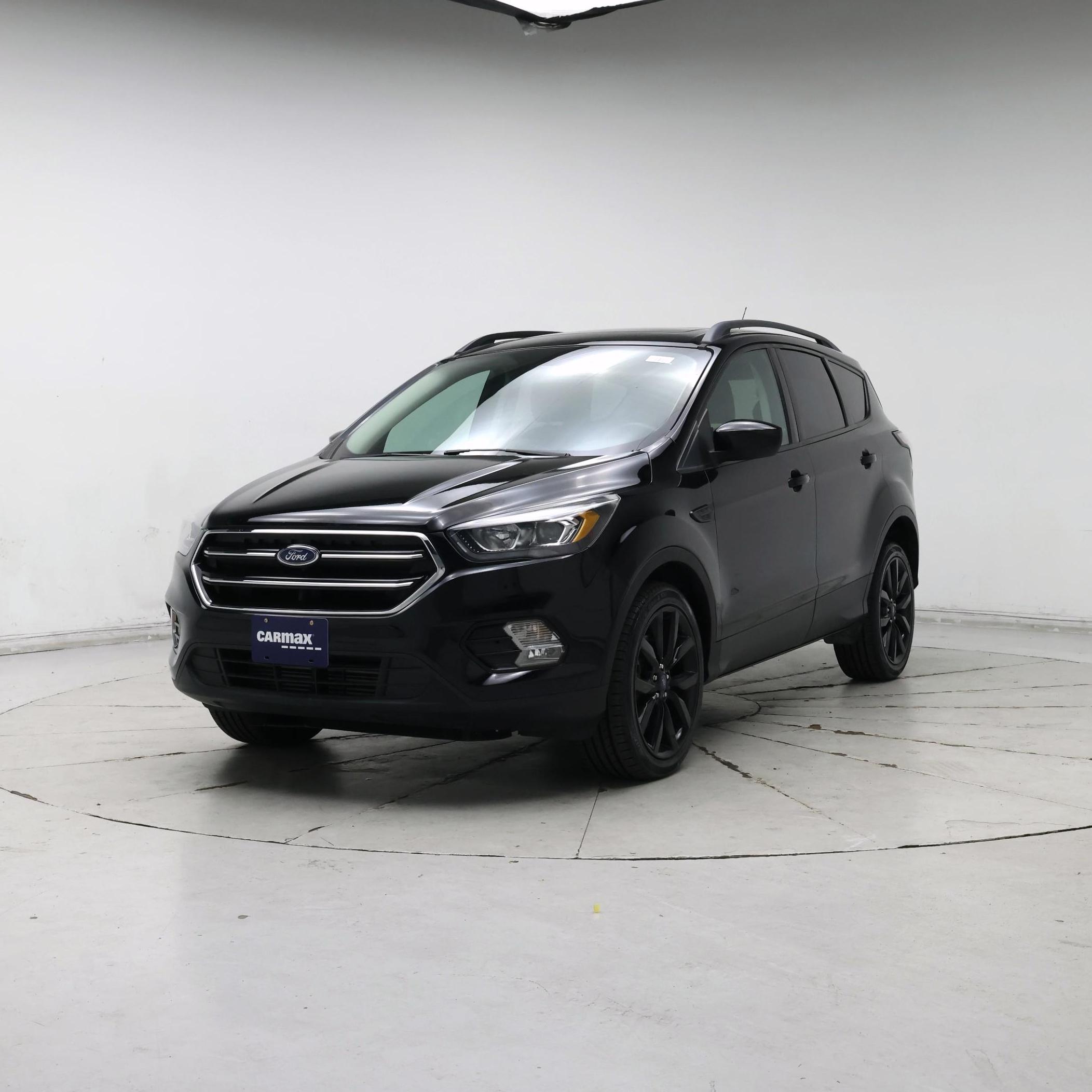 Thumbnail: 2017 Ford Escape - 4