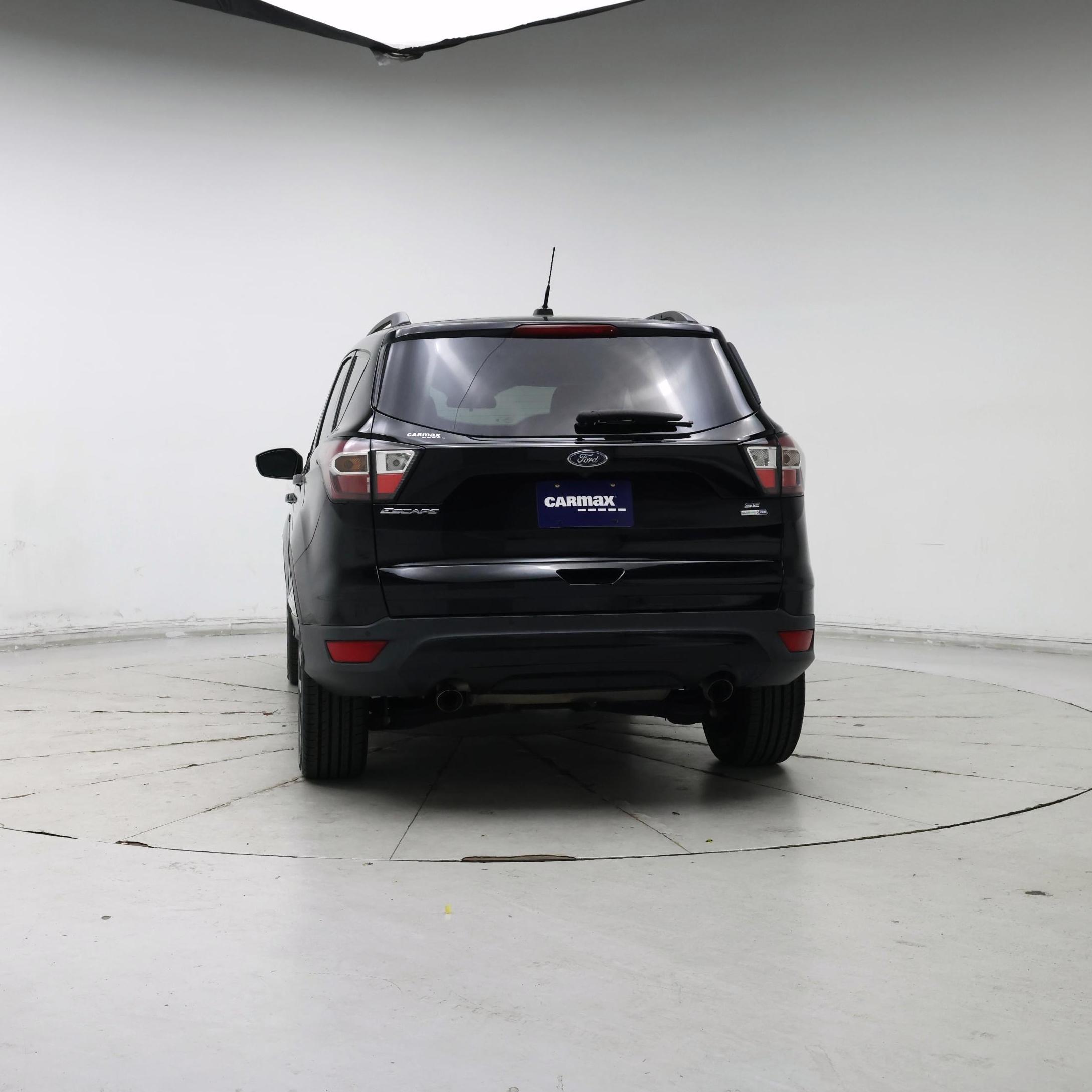 Thumbnail: 2017 Ford Escape - 6