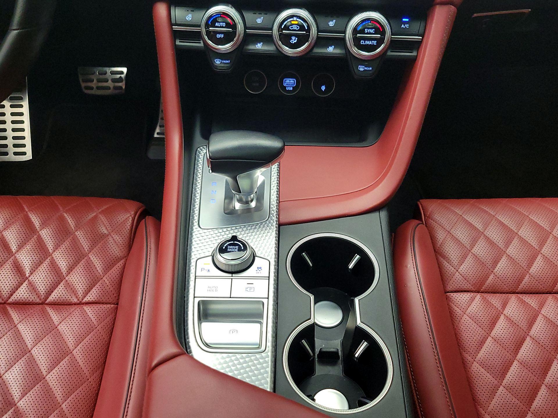 Thumbnail: 2022 Genesis G70 - 18
