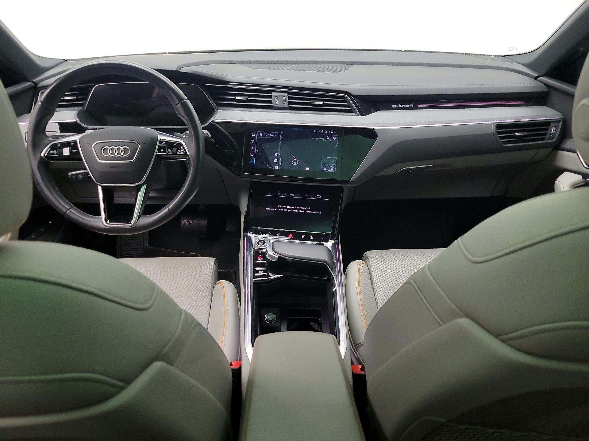 Thumbnail: 2024 Audi Q8 e-tron - 9