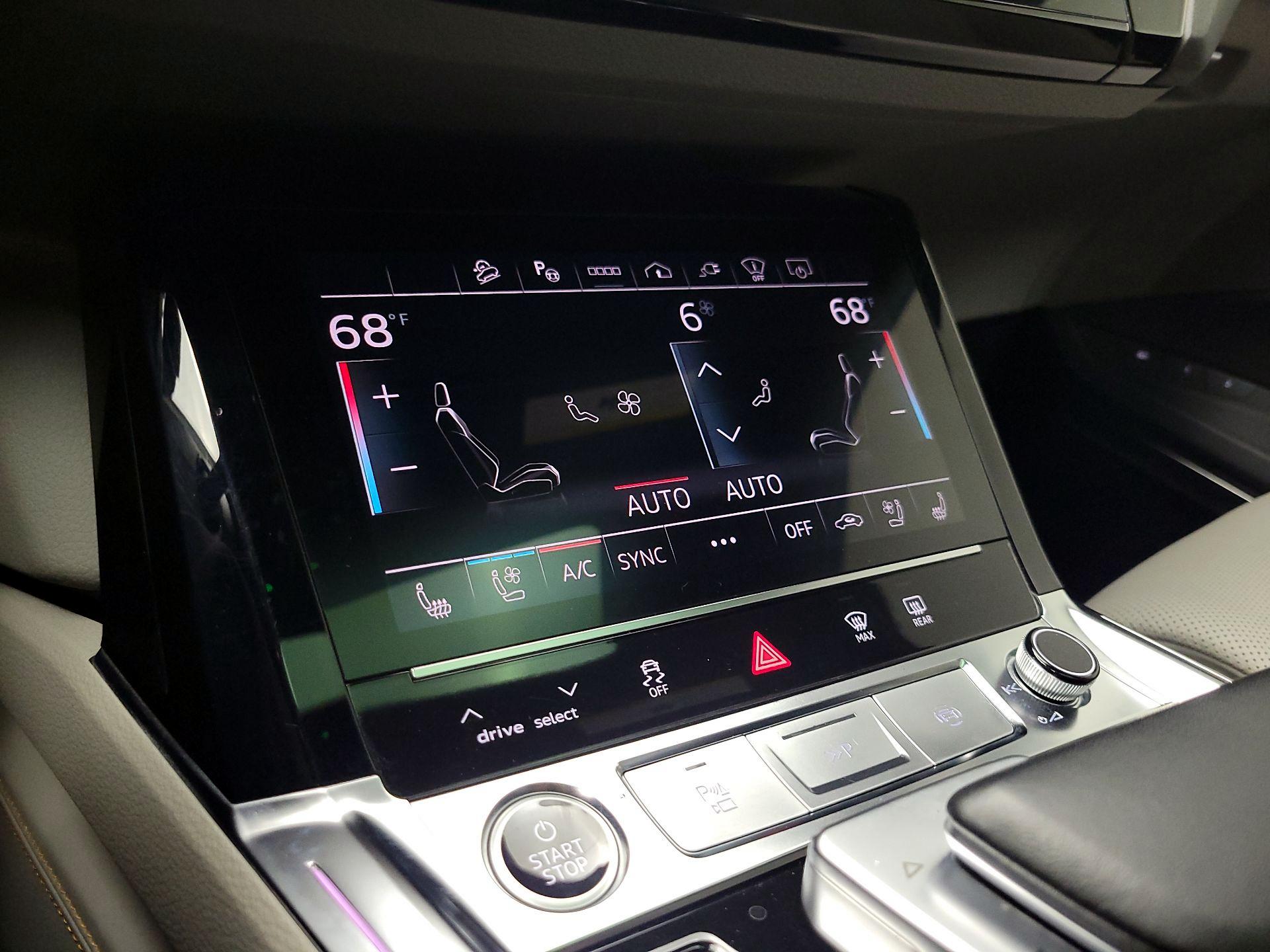 Thumbnail: 2024 Audi Q8 e-tron - 17