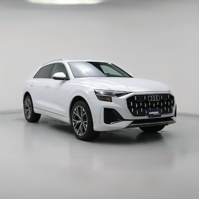 White 2024 Audi Q8 Prestige