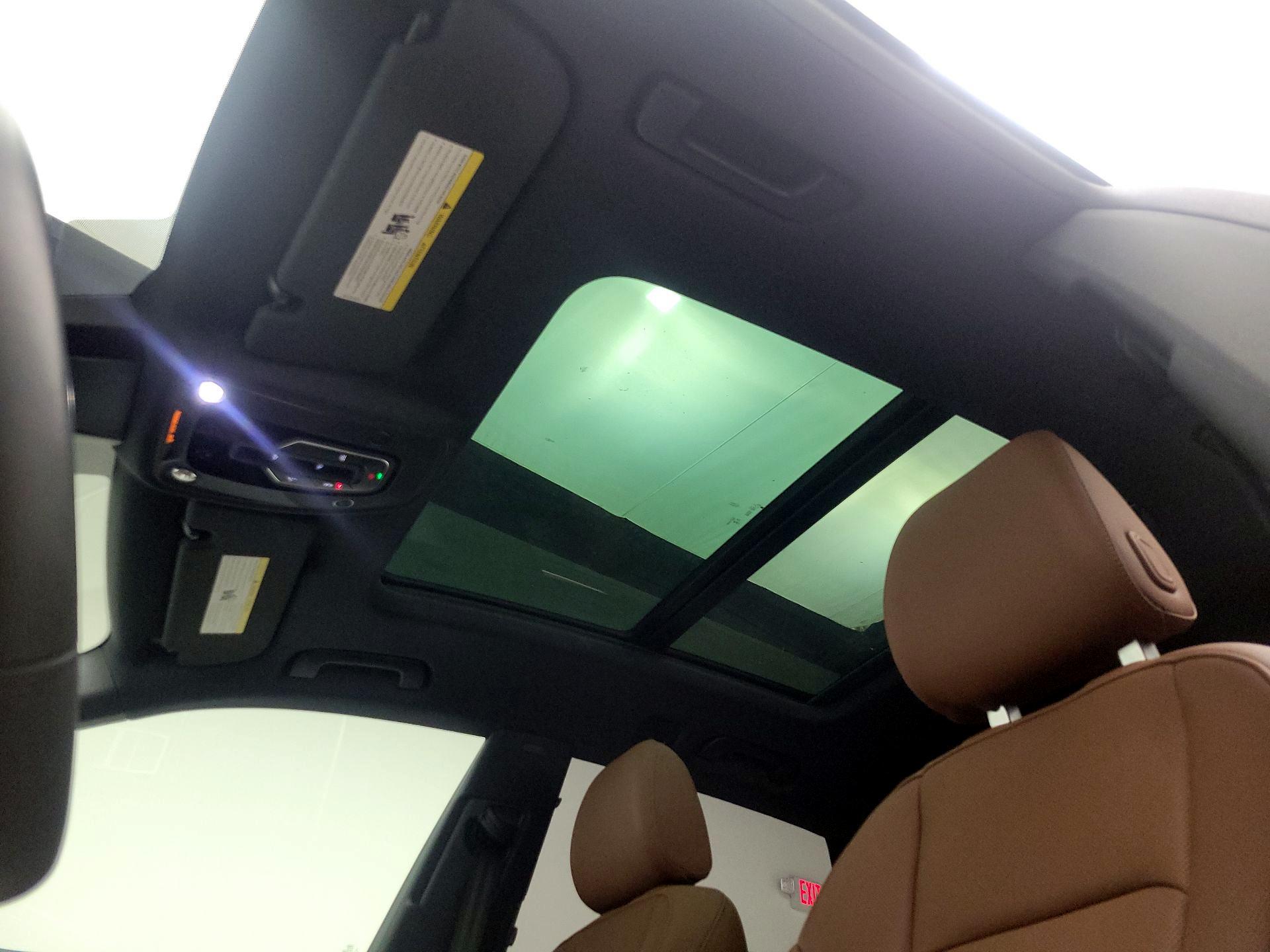 Thumbnail: 2024 Audi Q8 - 20