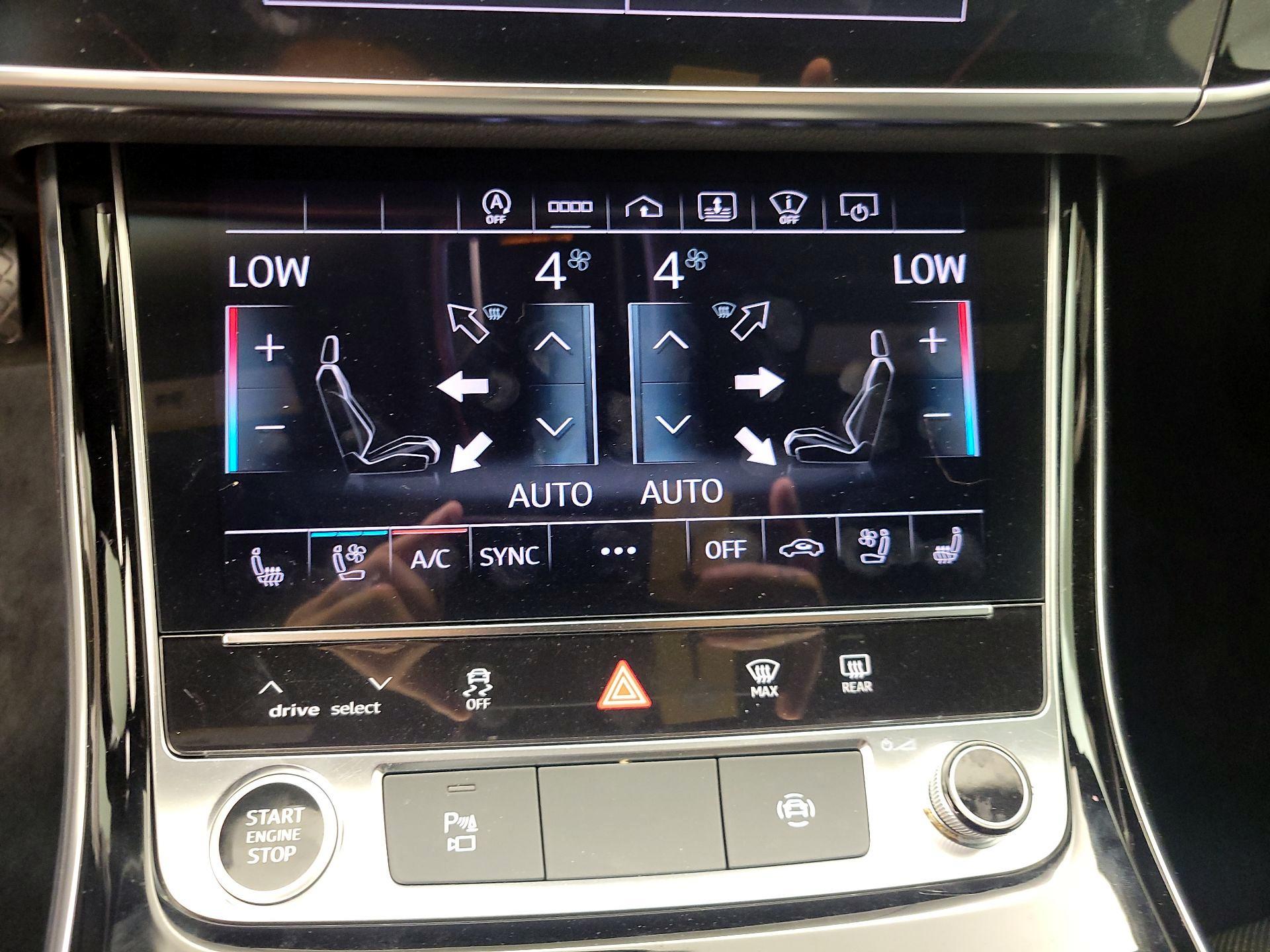 Thumbnail: 2021 Audi A8 - 17