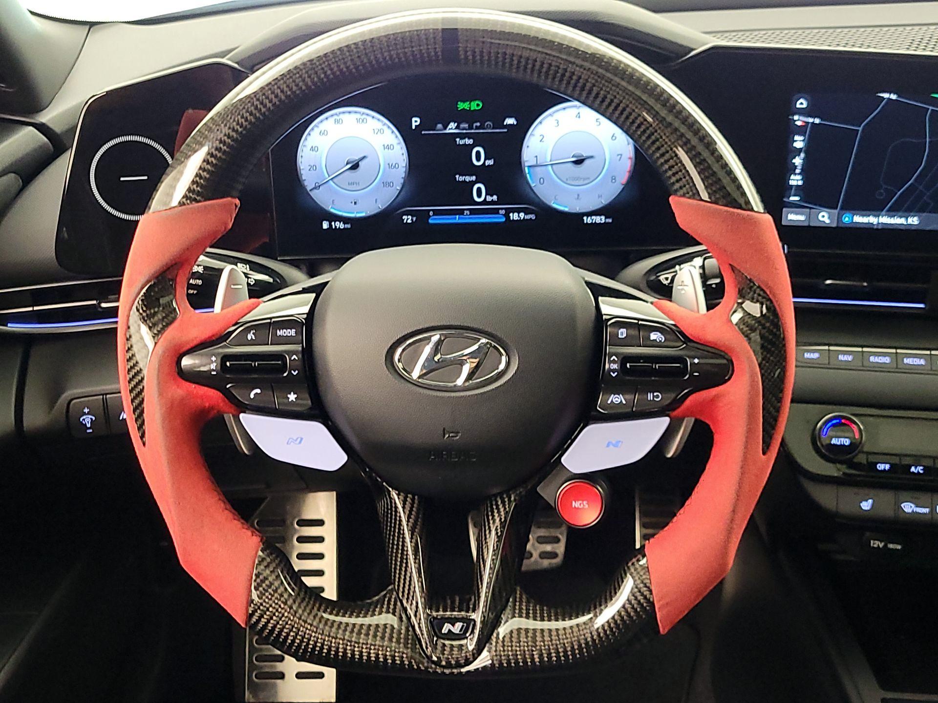 Thumbnail: 2023 Hyundai Elantra - 10