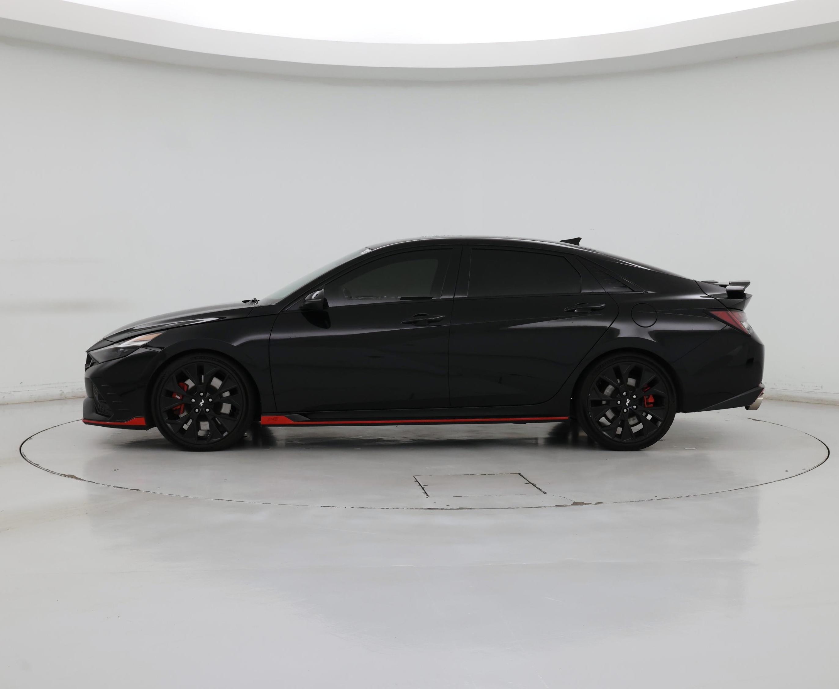 Thumbnail: 2023 Hyundai Elantra - 3
