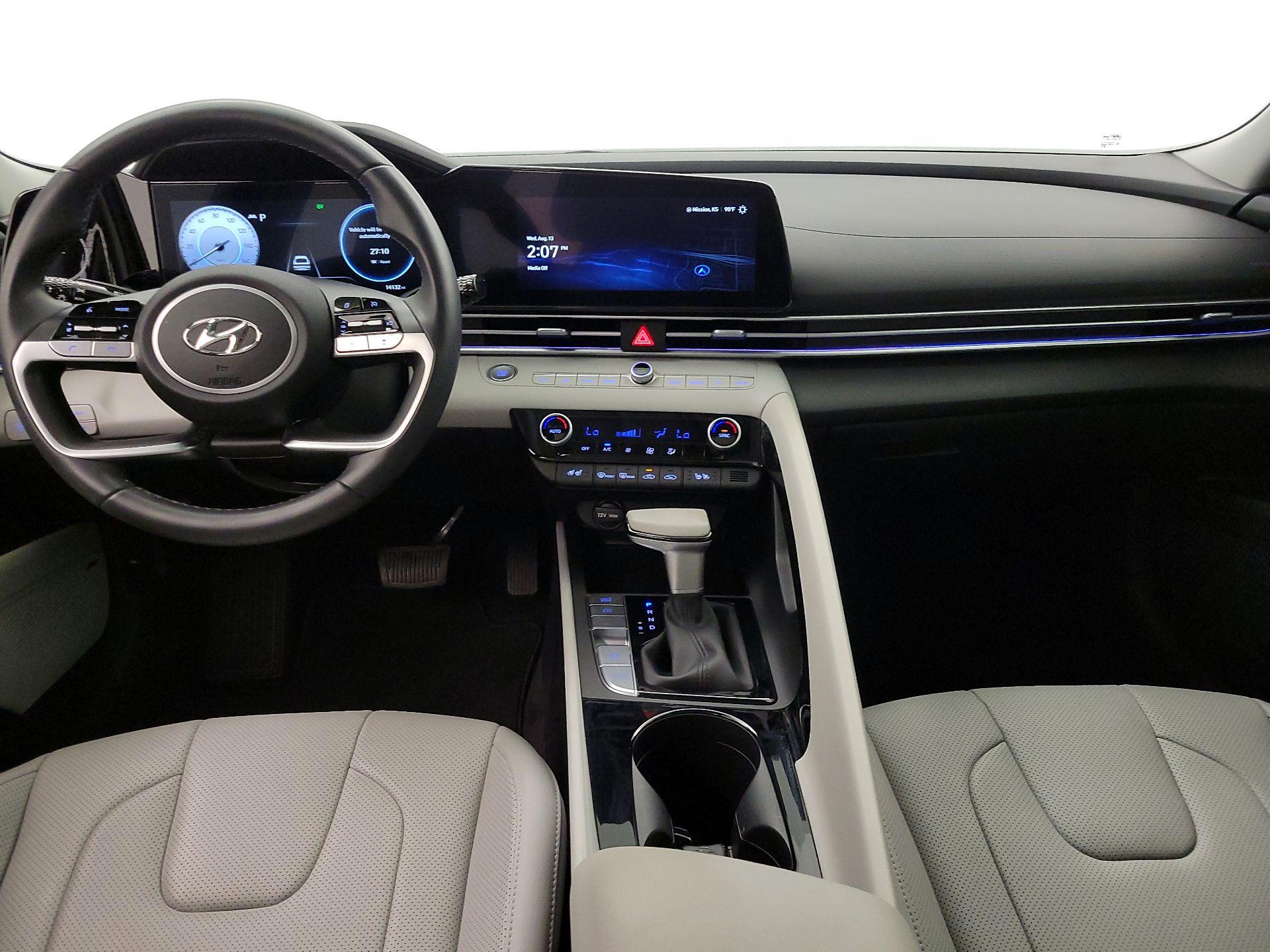 Thumbnail: 2023 Hyundai Elantra - 9