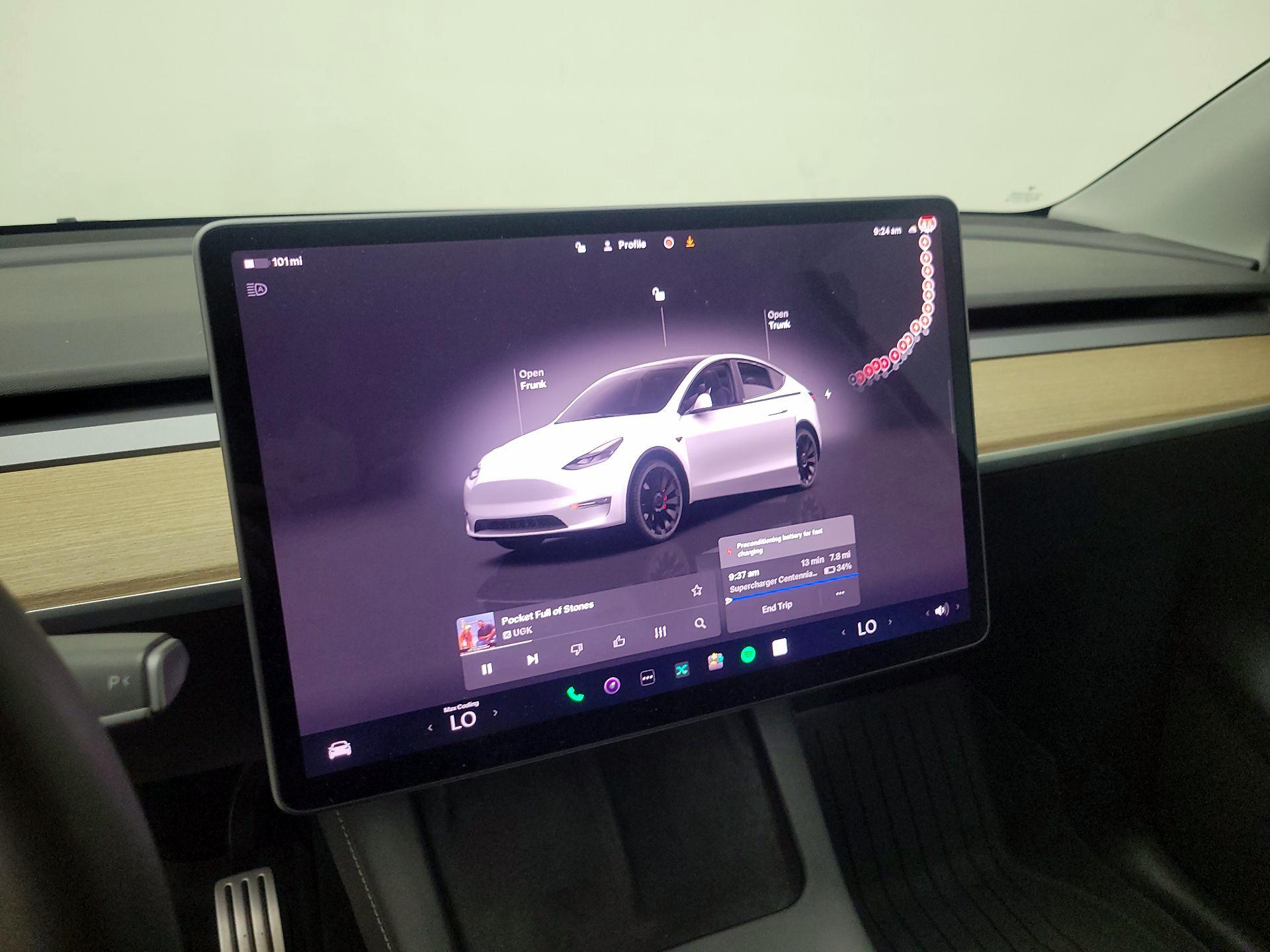 Thumbnail: 2022 Tesla Model Y - 15