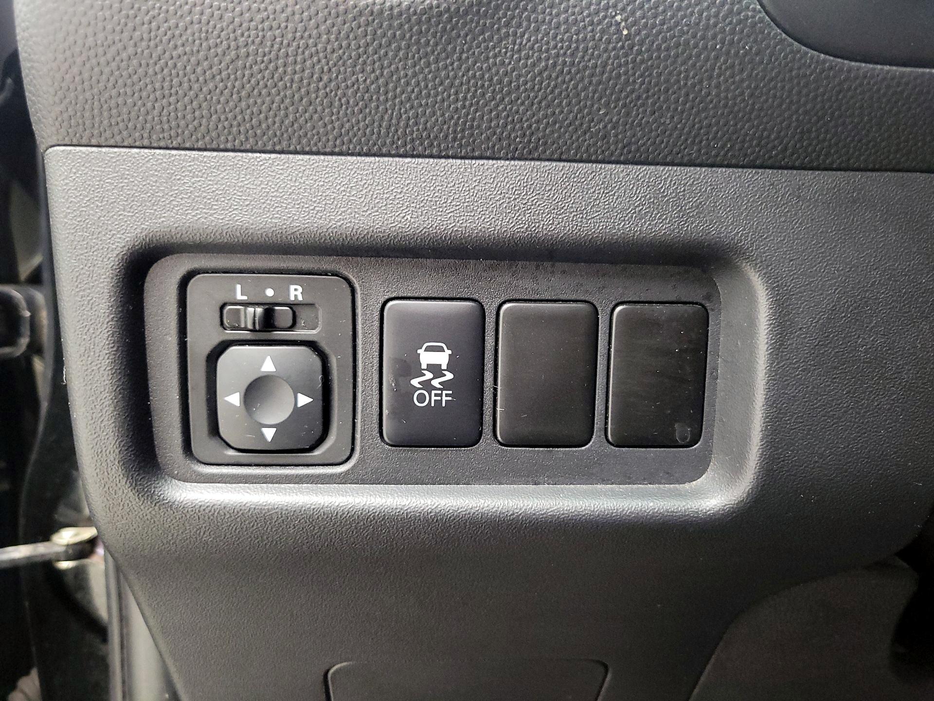 Thumbnail: 2017 Mitsubishi Mirage G4 - 13