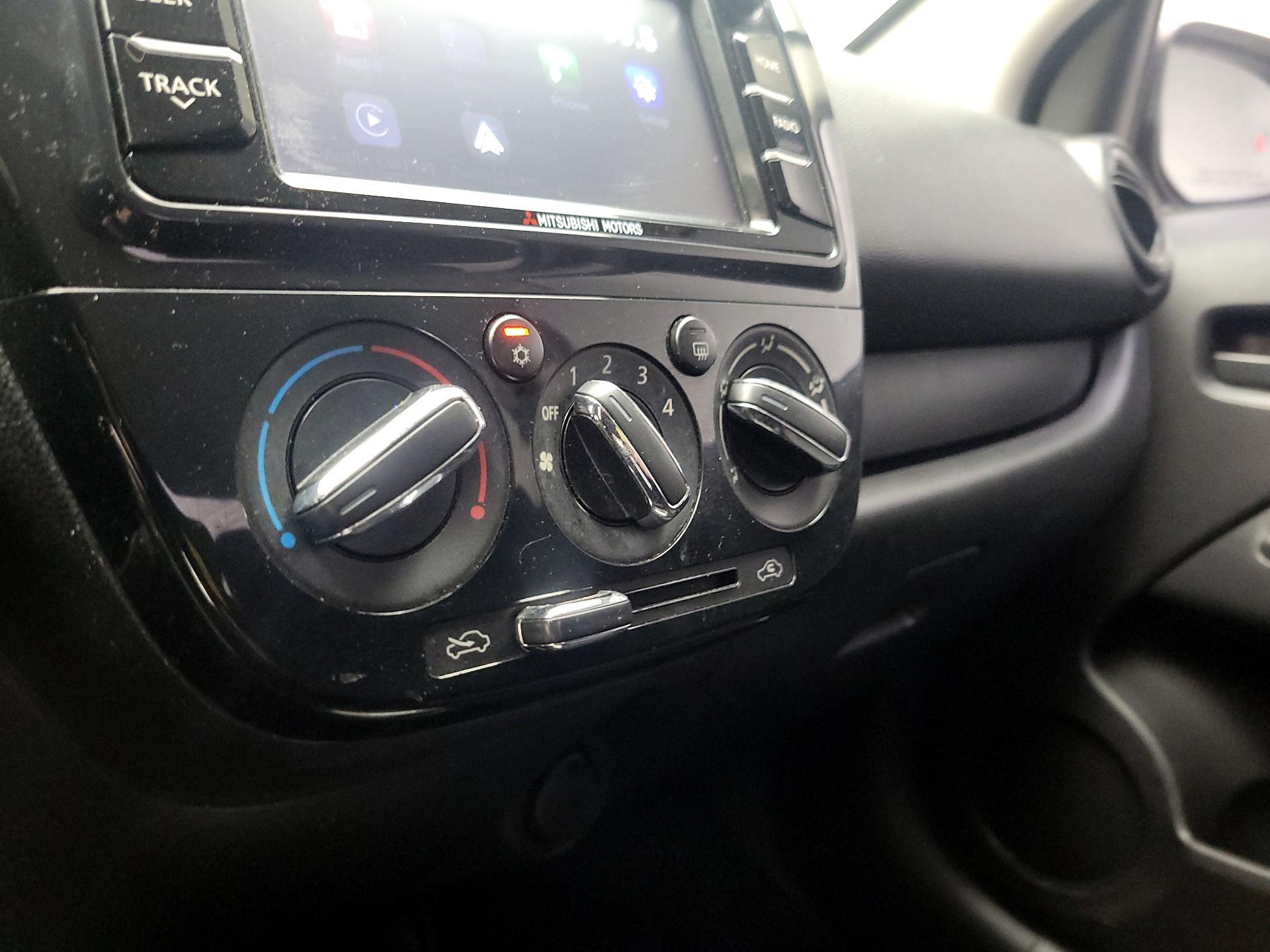 Thumbnail: 2017 Mitsubishi Mirage G4 - 16