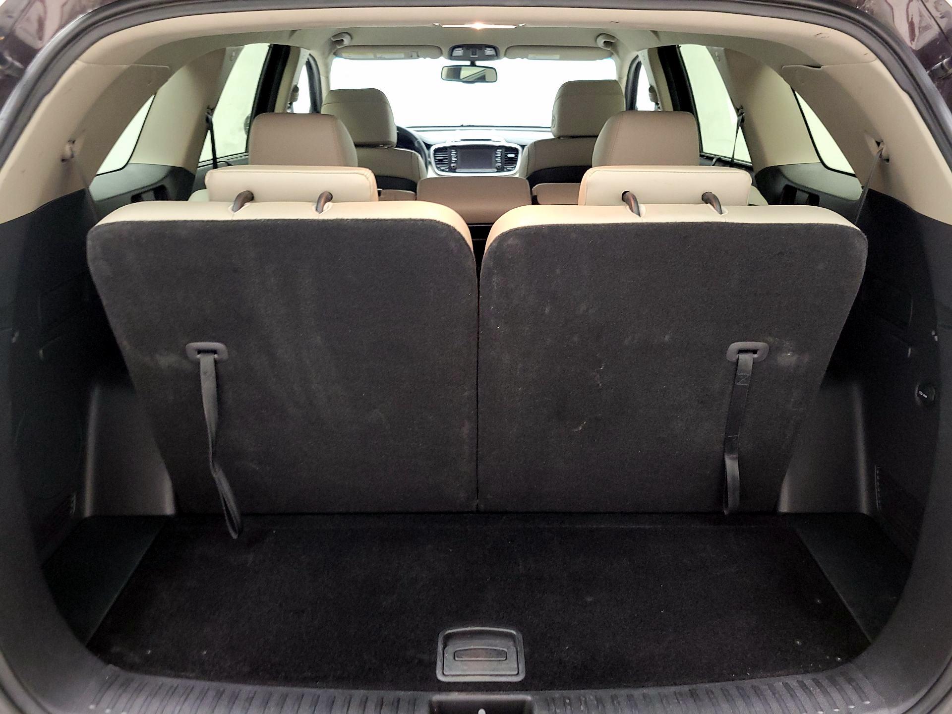 Thumbnail: 2017 Kia Sorento - 20