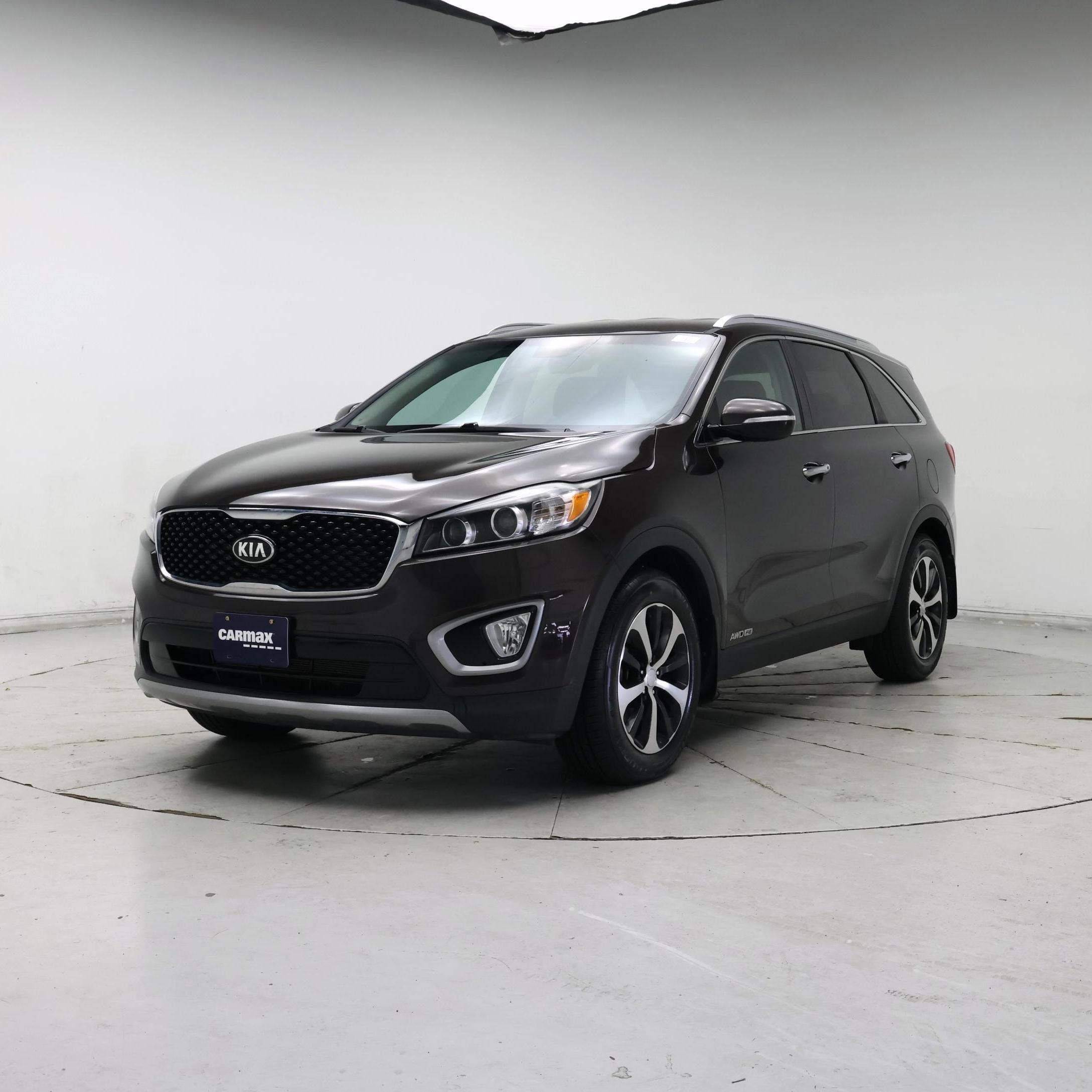 Thumbnail: 2017 Kia Sorento - 4