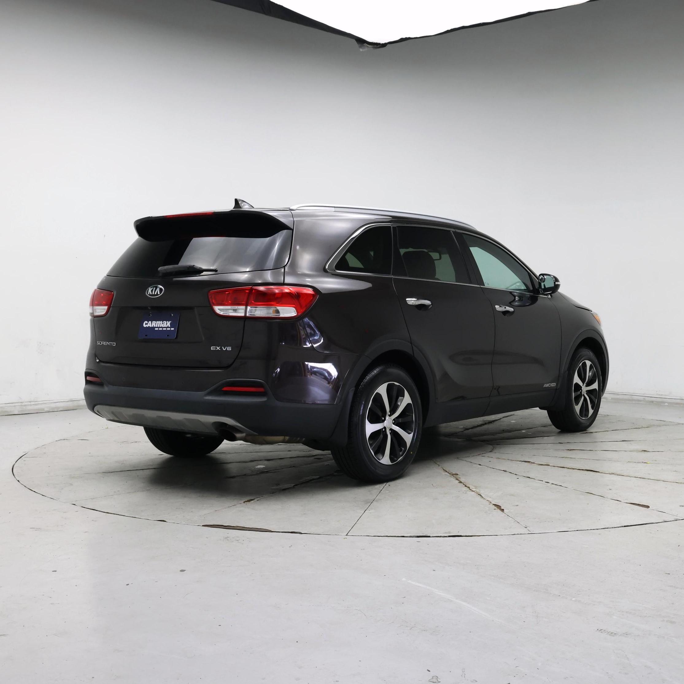 Thumbnail: 2017 Kia Sorento - 8