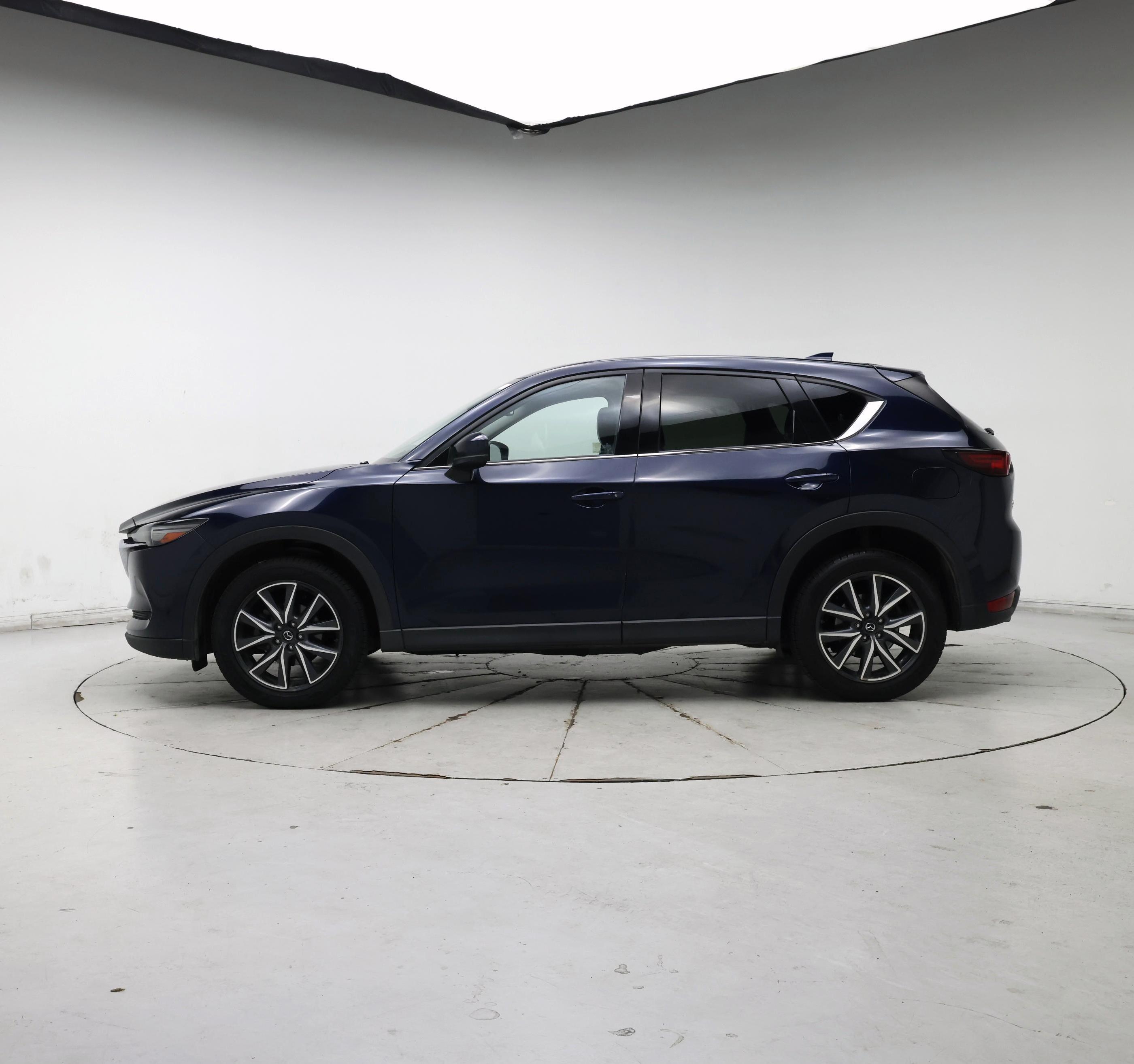Thumbnail: 2018 Mazda CX-5 - 3