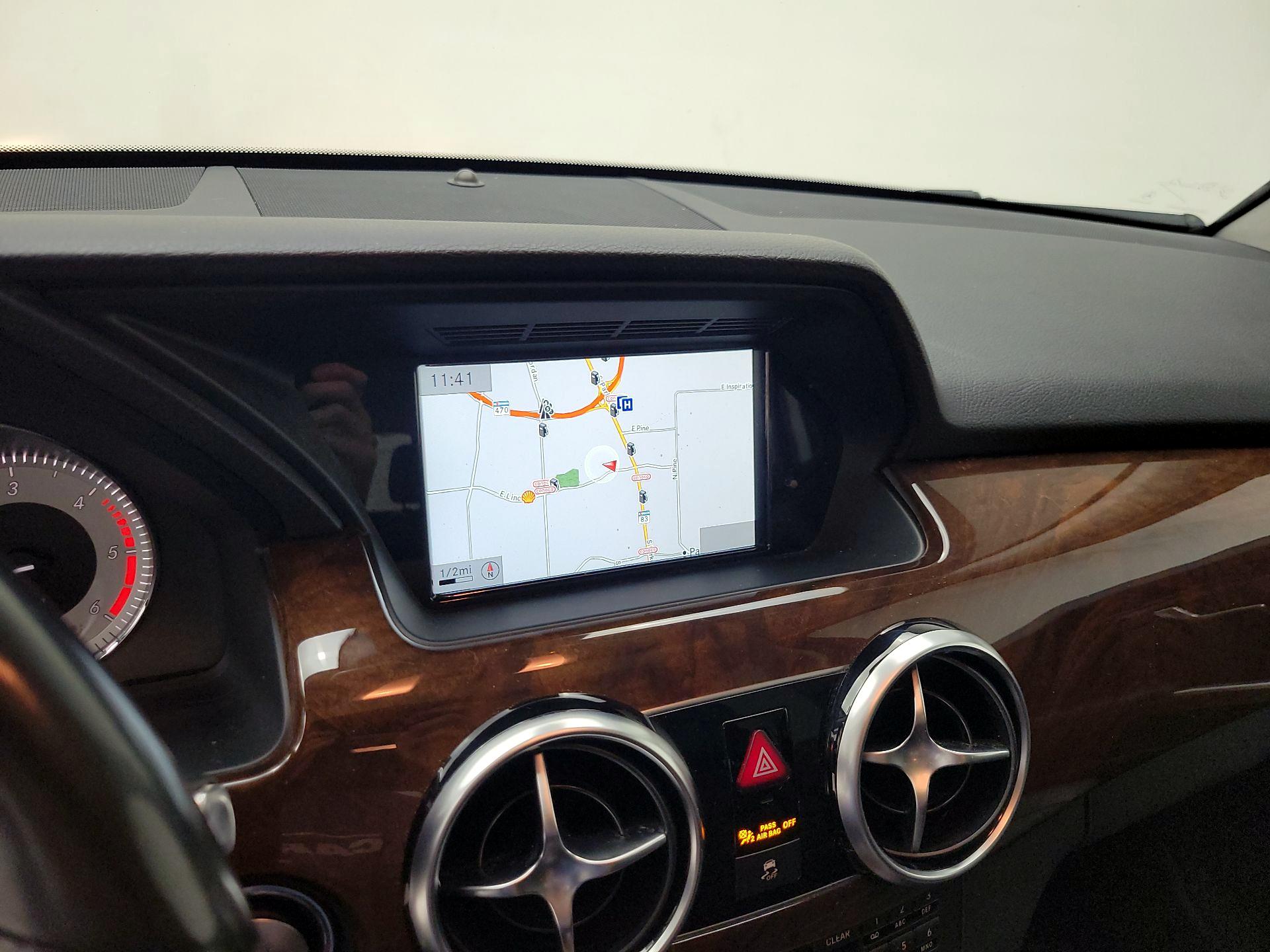 Thumbnail: 2015 Mercedes-Benz GLK - 14