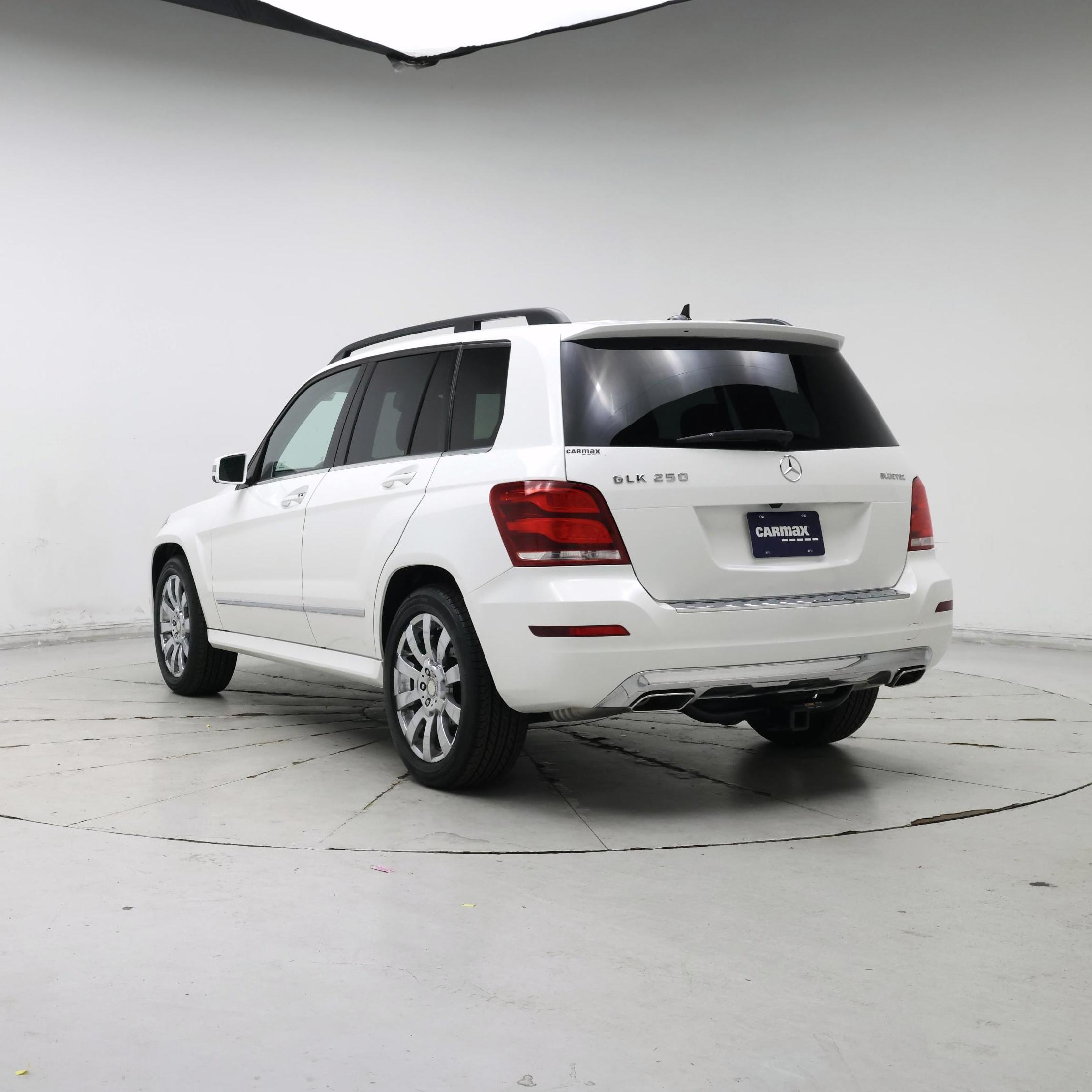Thumbnail: 2015 Mercedes-Benz GLK - 2