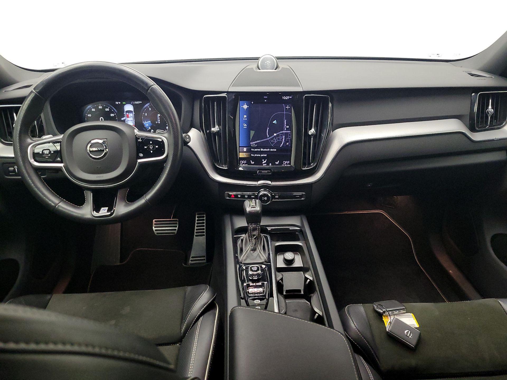 Thumbnail: 2018 Volvo XC60 - 9