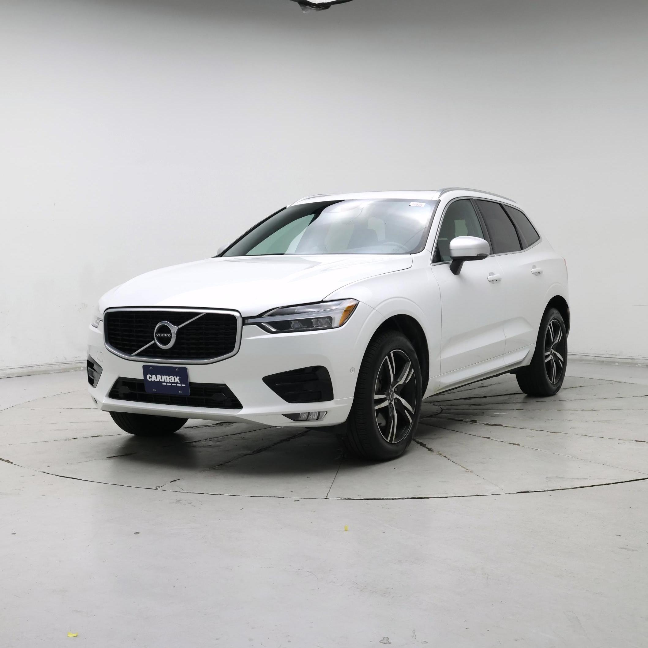 Thumbnail: 2018 Volvo XC60 - 4