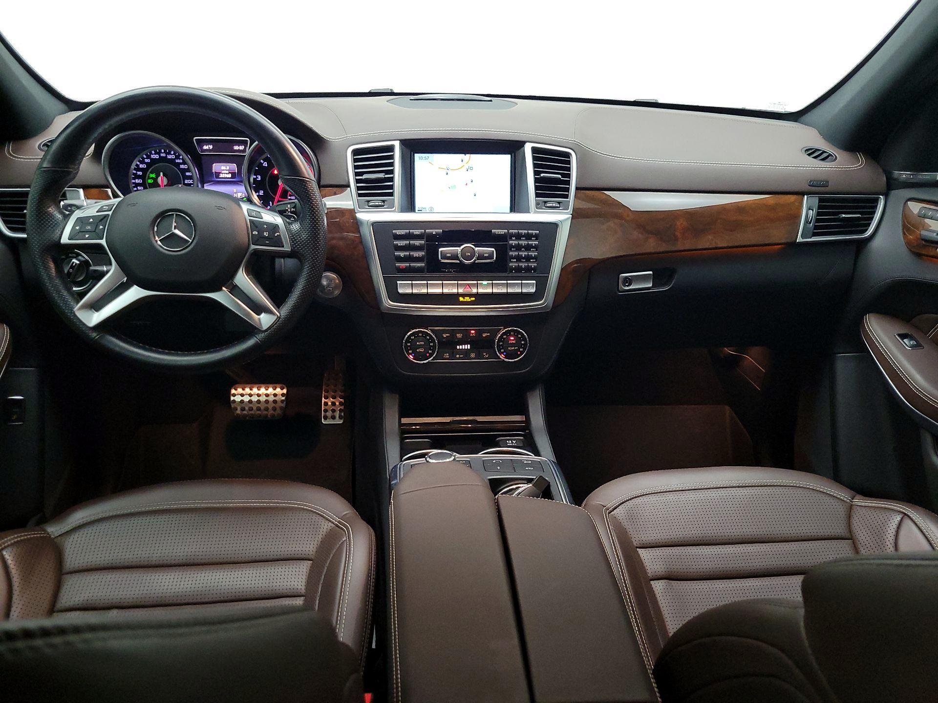 Thumbnail: 2016 Mercedes-Benz GL-Class - 9
