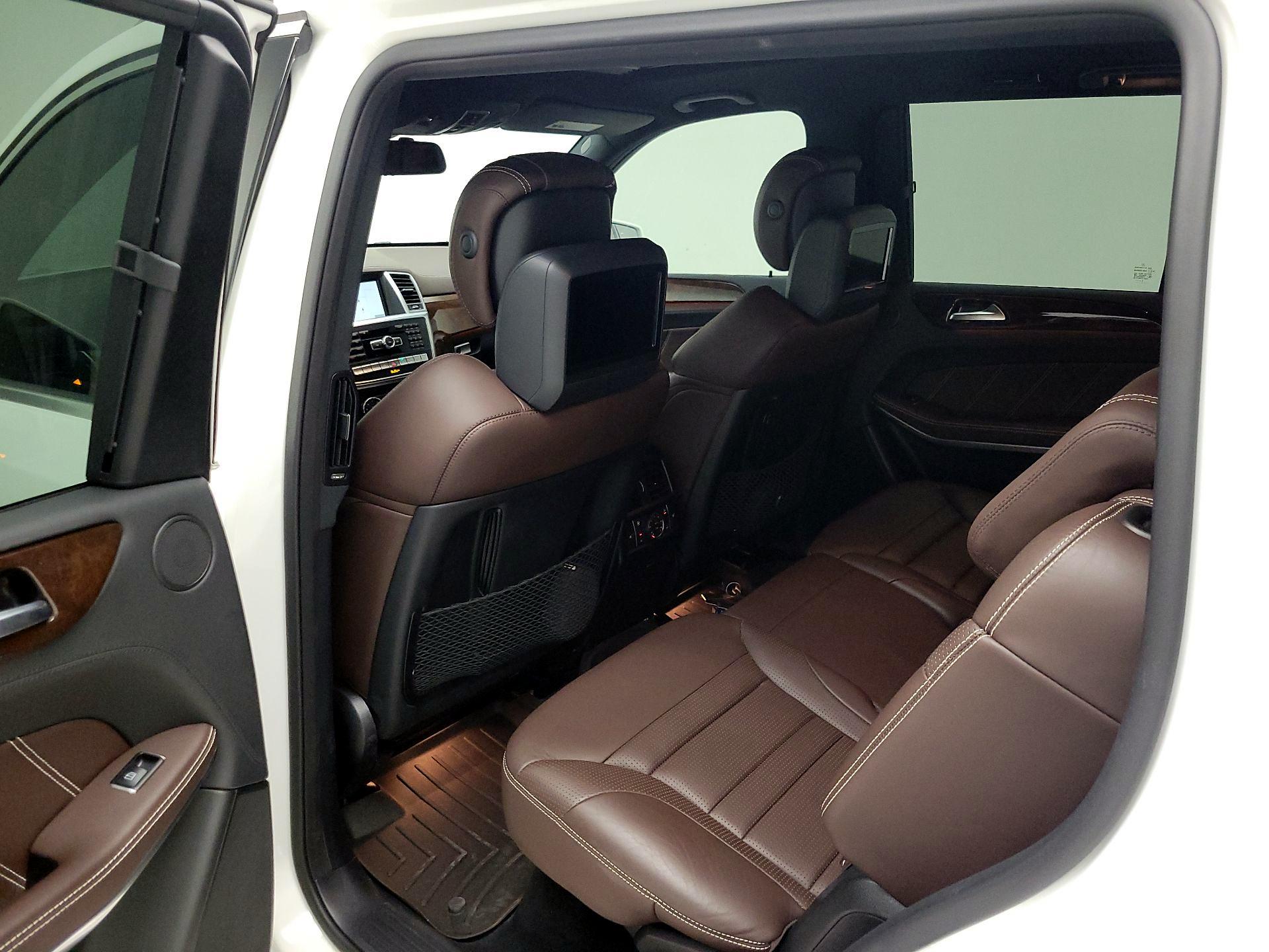 Thumbnail: 2016 Mercedes-Benz GL-Class - 20