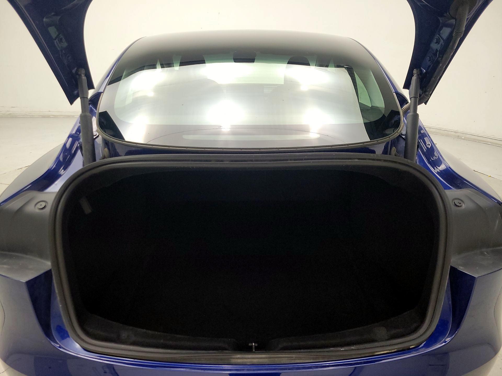 Thumbnail: 2024 Tesla Model 3 - 19
