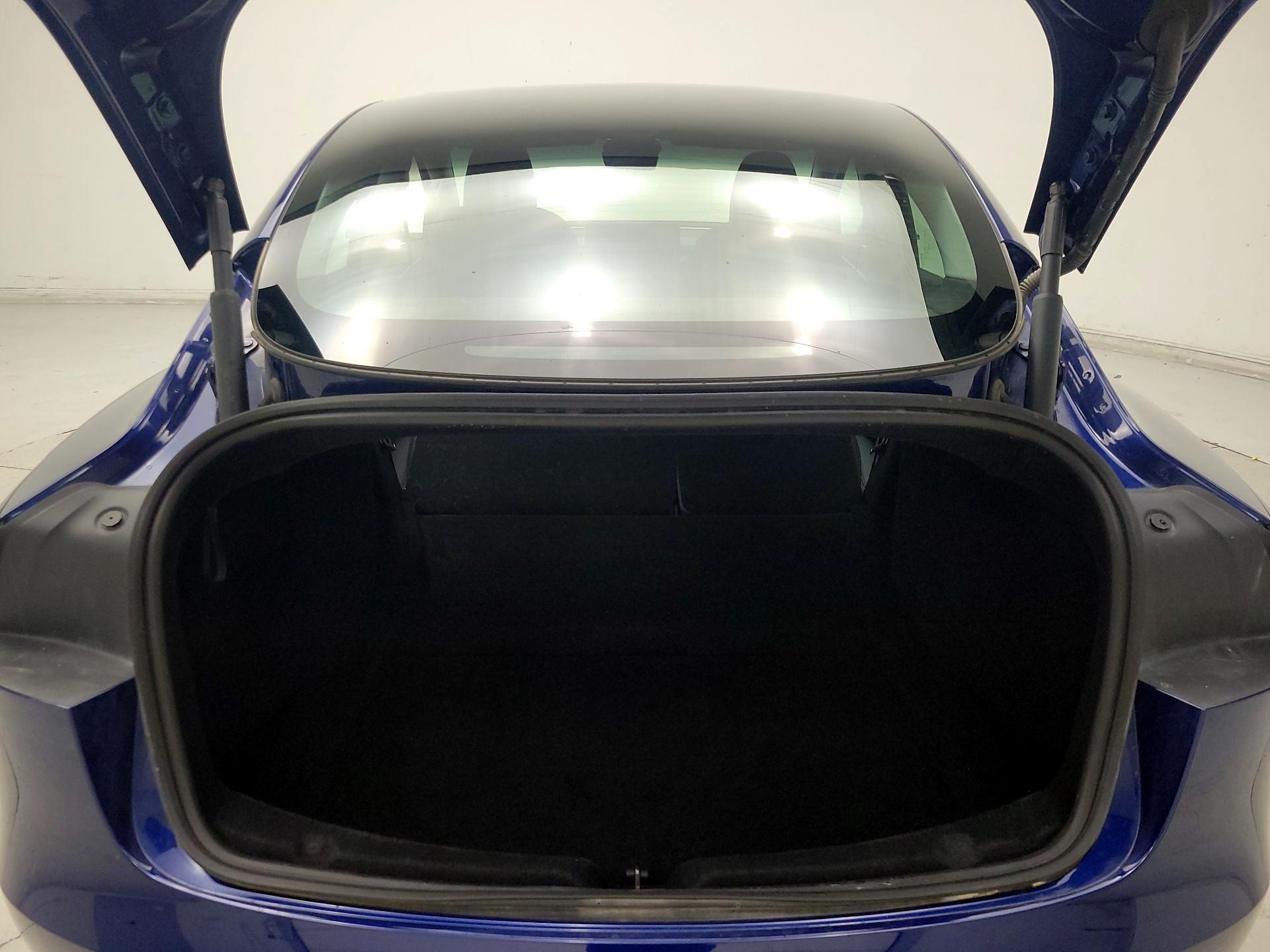 Thumbnail: 2024 Tesla Model 3 - 20