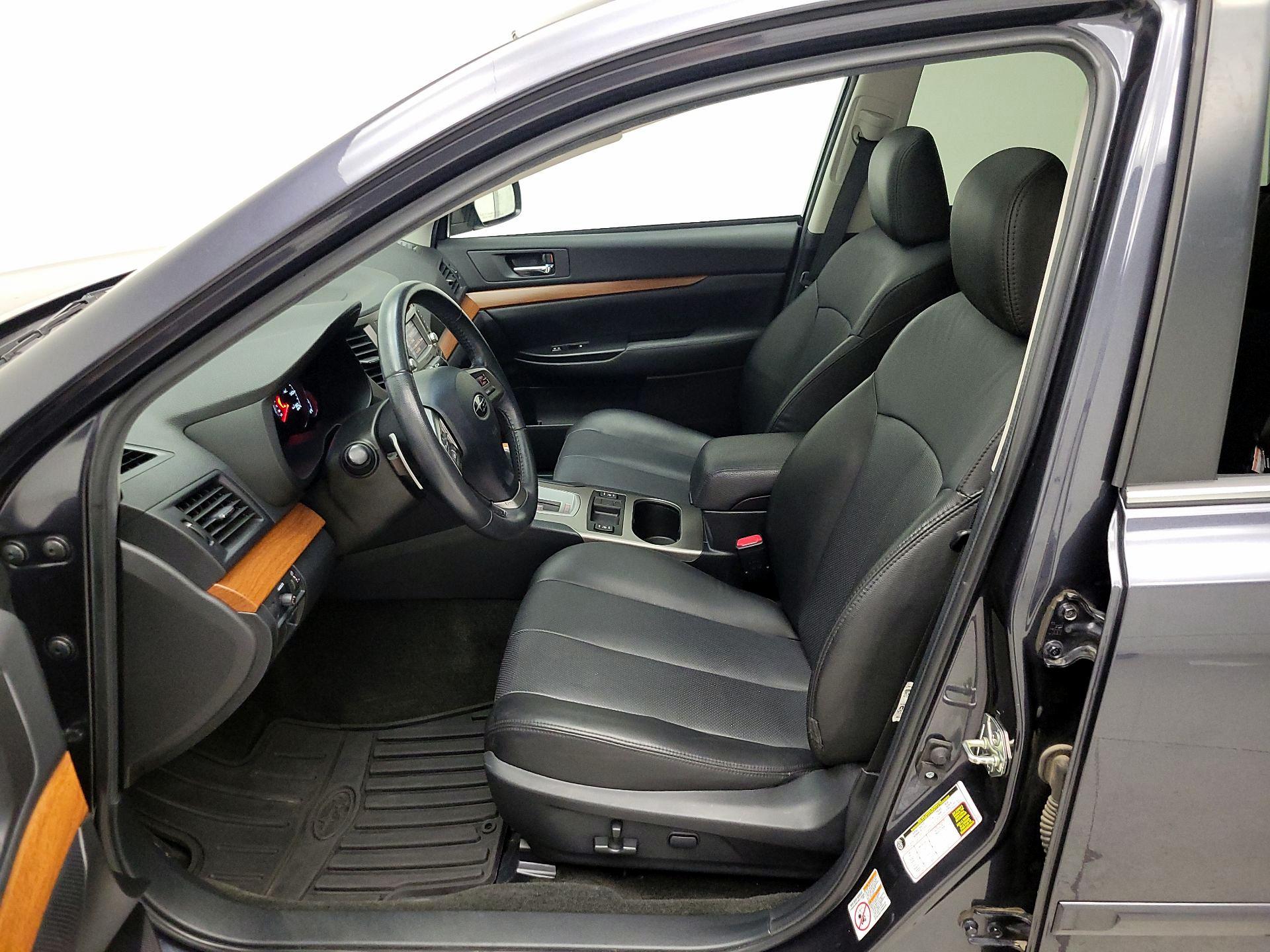 Thumbnail: 2013 Subaru Outback - 11