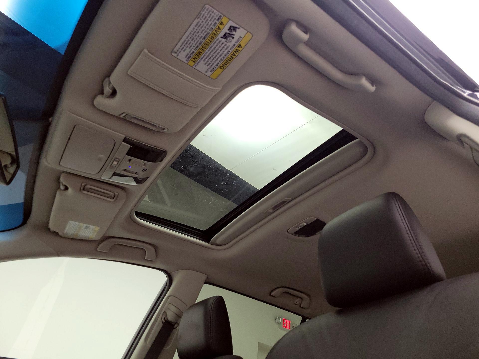 Thumbnail: 2013 Subaru Outback - 19
