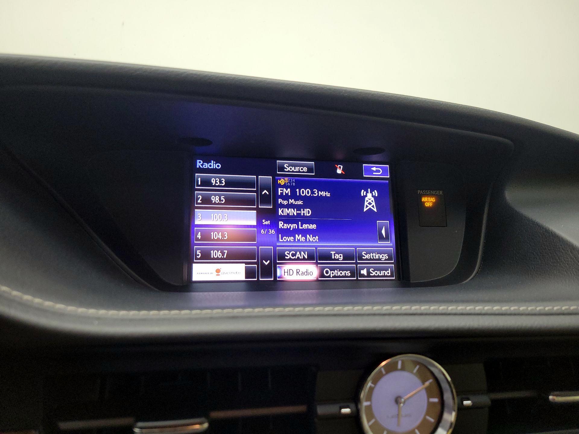 Thumbnail: 2015 Lexus ES - 16
