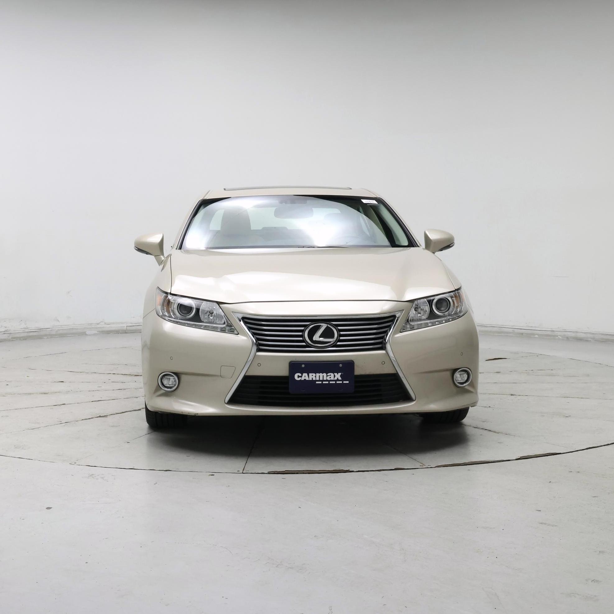 Thumbnail: 2015 Lexus ES - 5