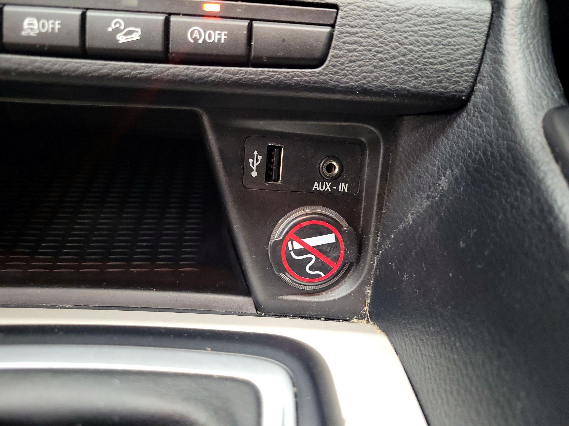 Thumbnail: 2015 BMW X1 - 18