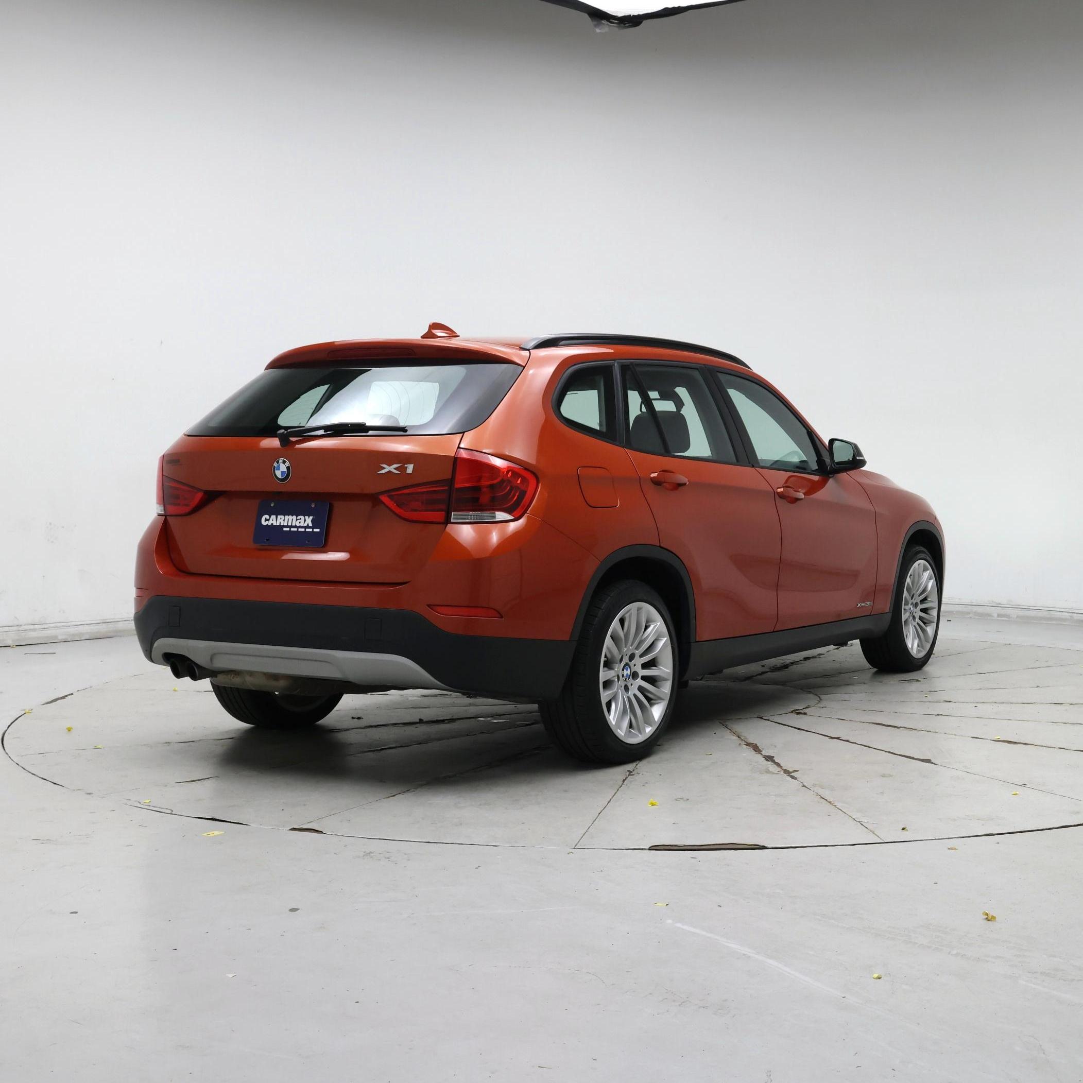 Thumbnail: 2015 BMW X1 - 8
