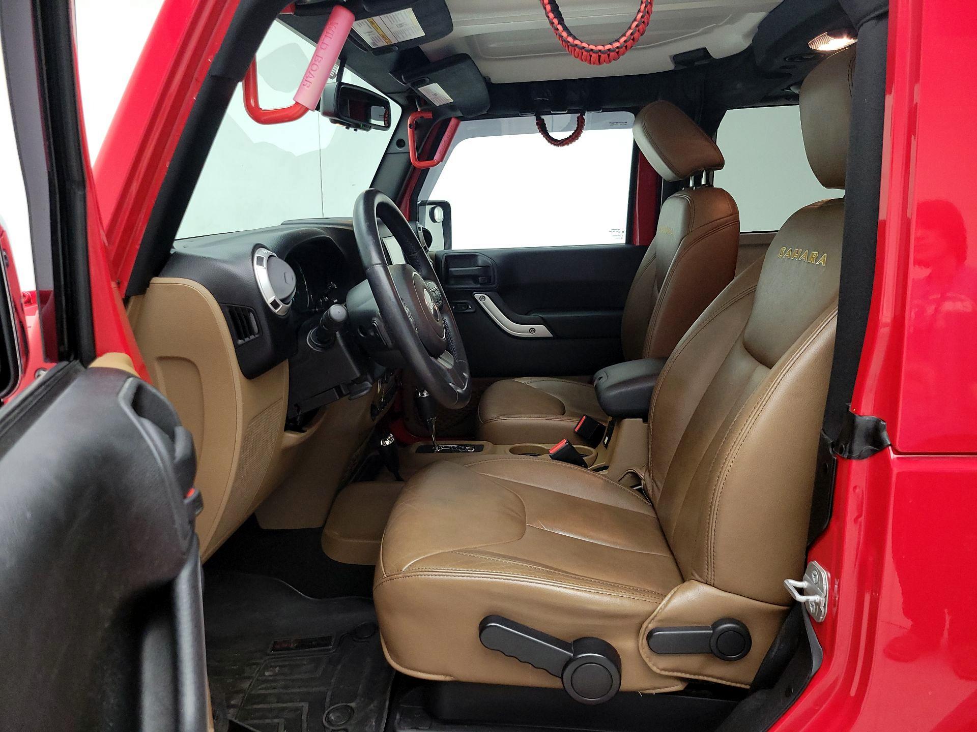Thumbnail: 2014 Jeep Wrangler - 11