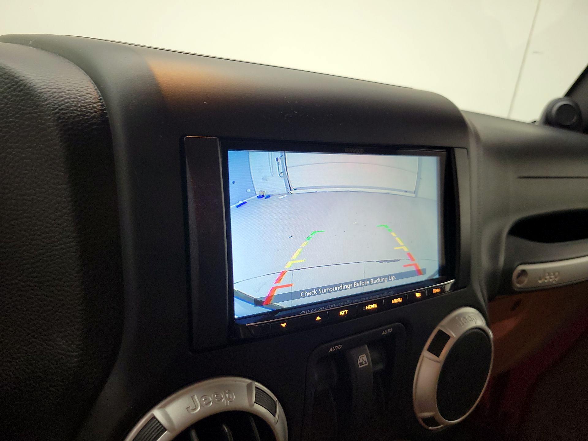 Thumbnail: 2014 Jeep Wrangler - 13