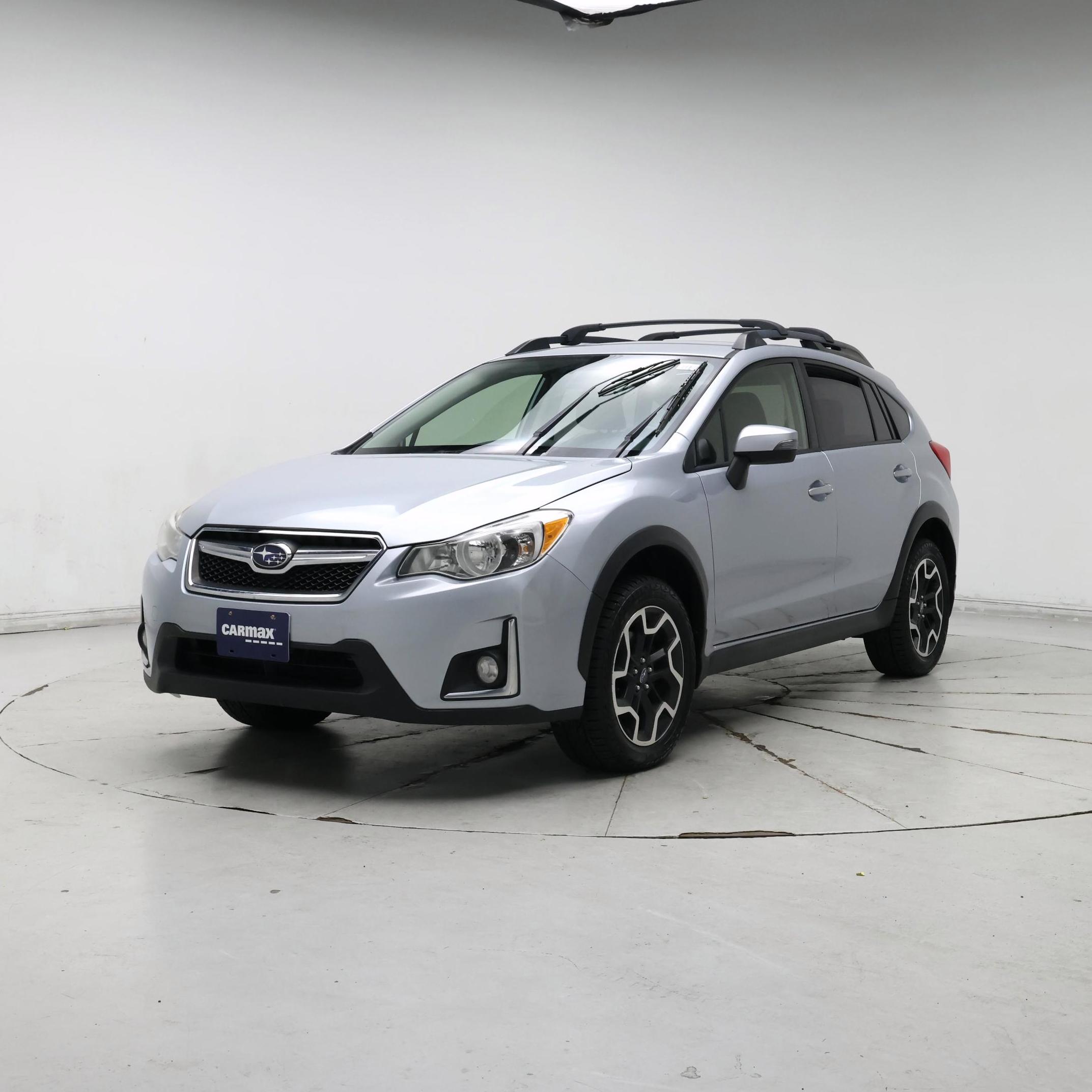 Thumbnail: 2017 Subaru Crosstrek - 4