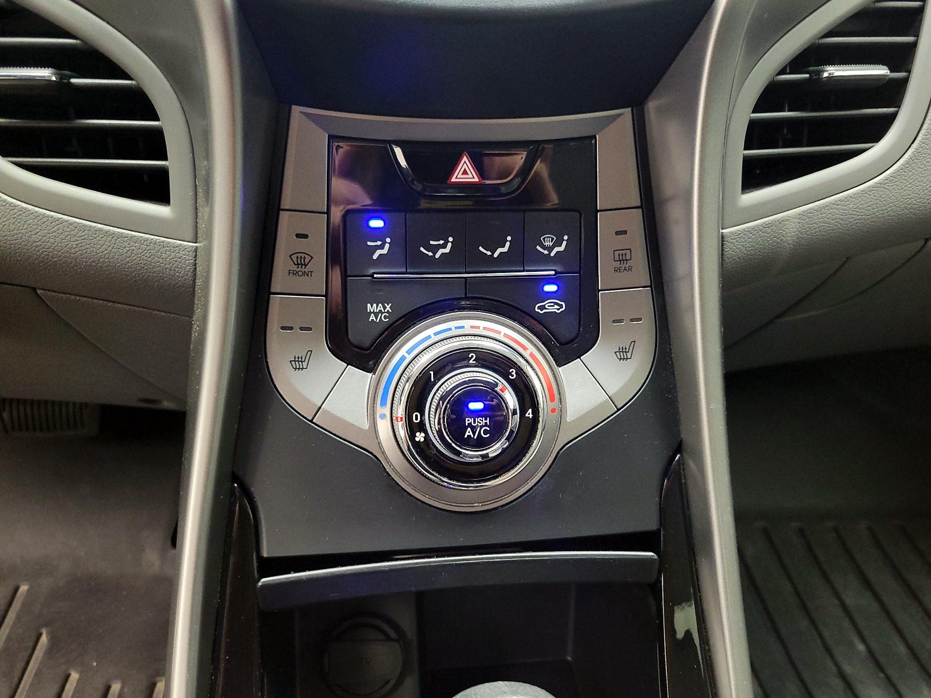 Thumbnail: 2013 Hyundai Elantra - 15