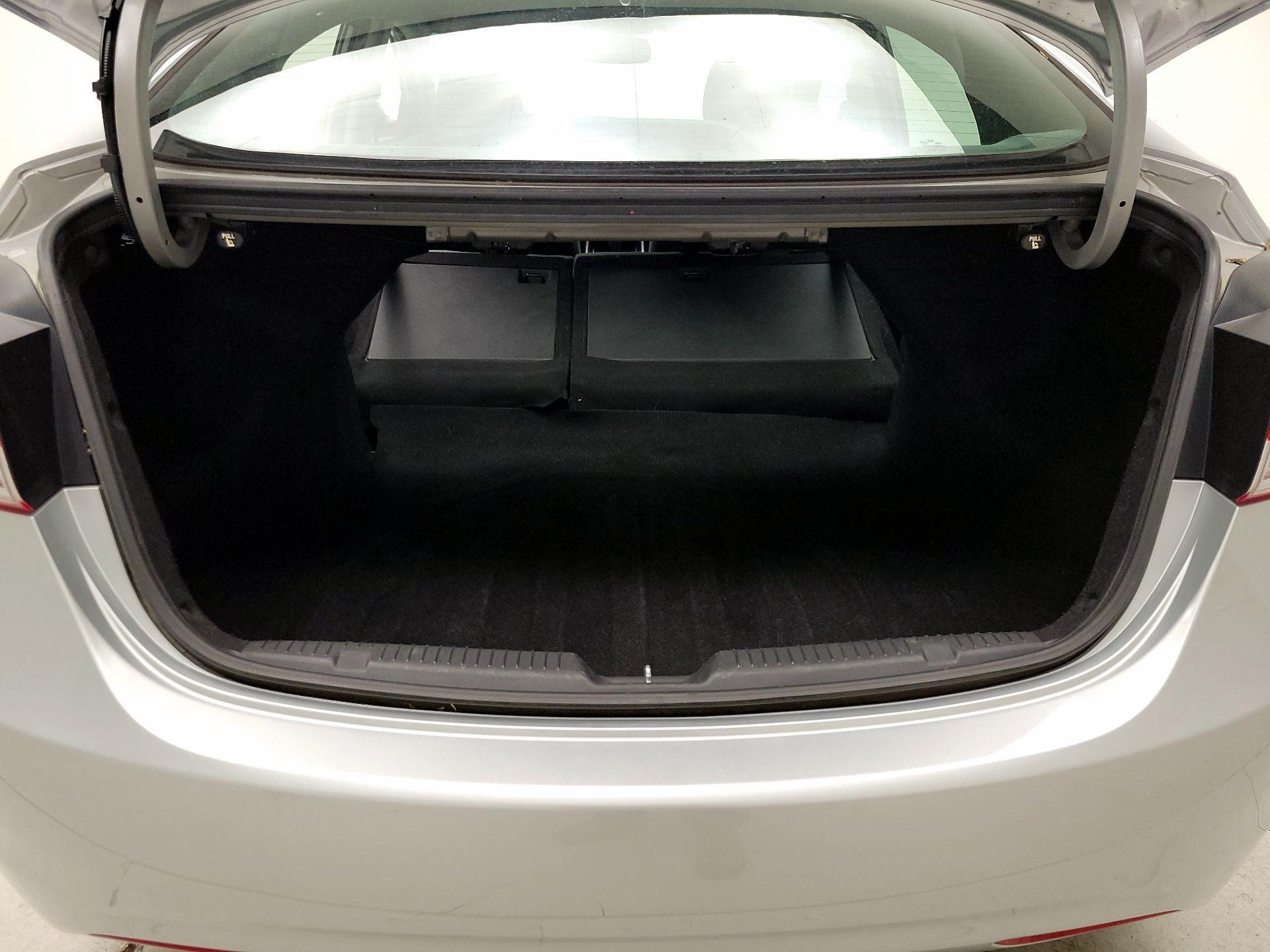 Thumbnail: 2013 Hyundai Elantra - 20
