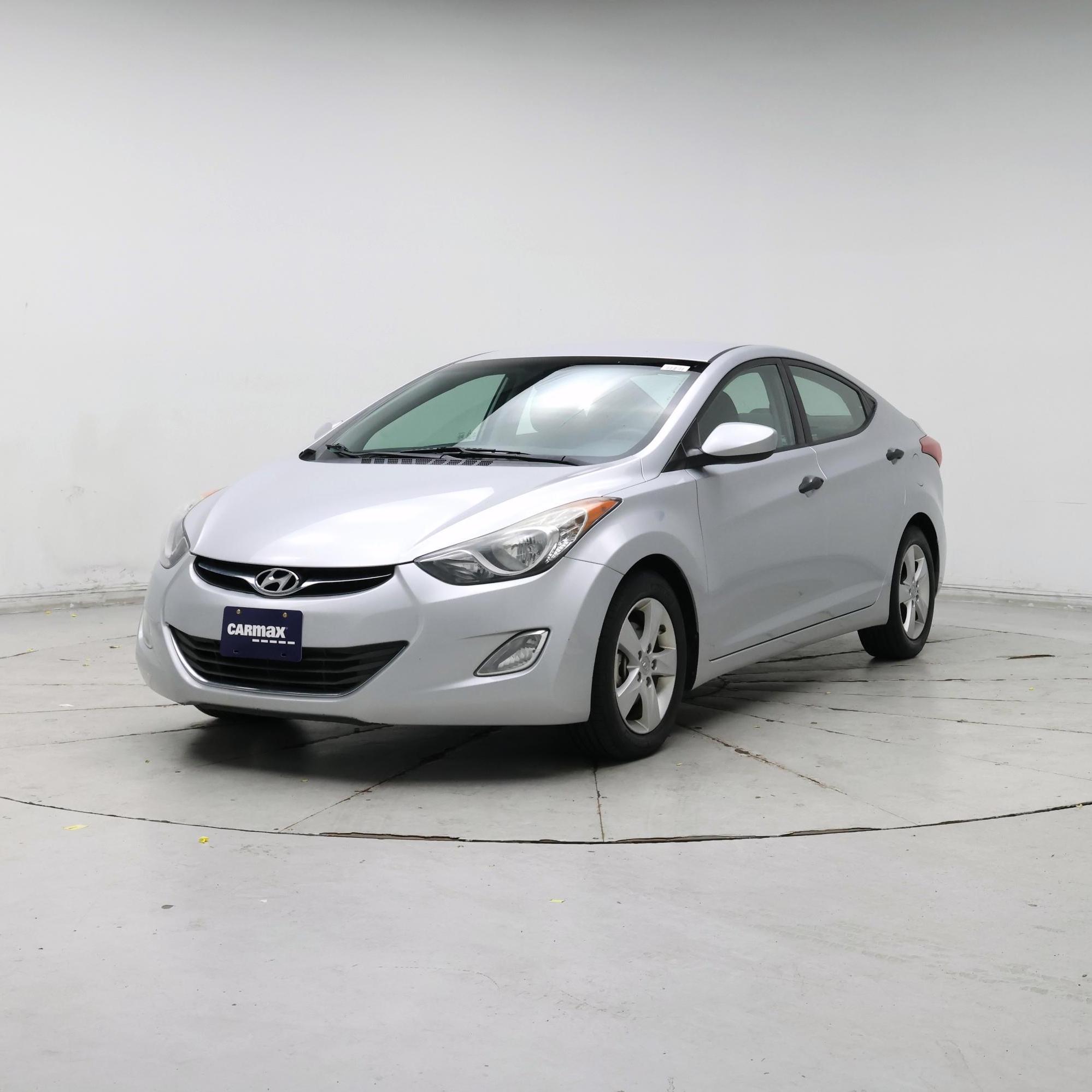 Thumbnail: 2013 Hyundai Elantra - 4