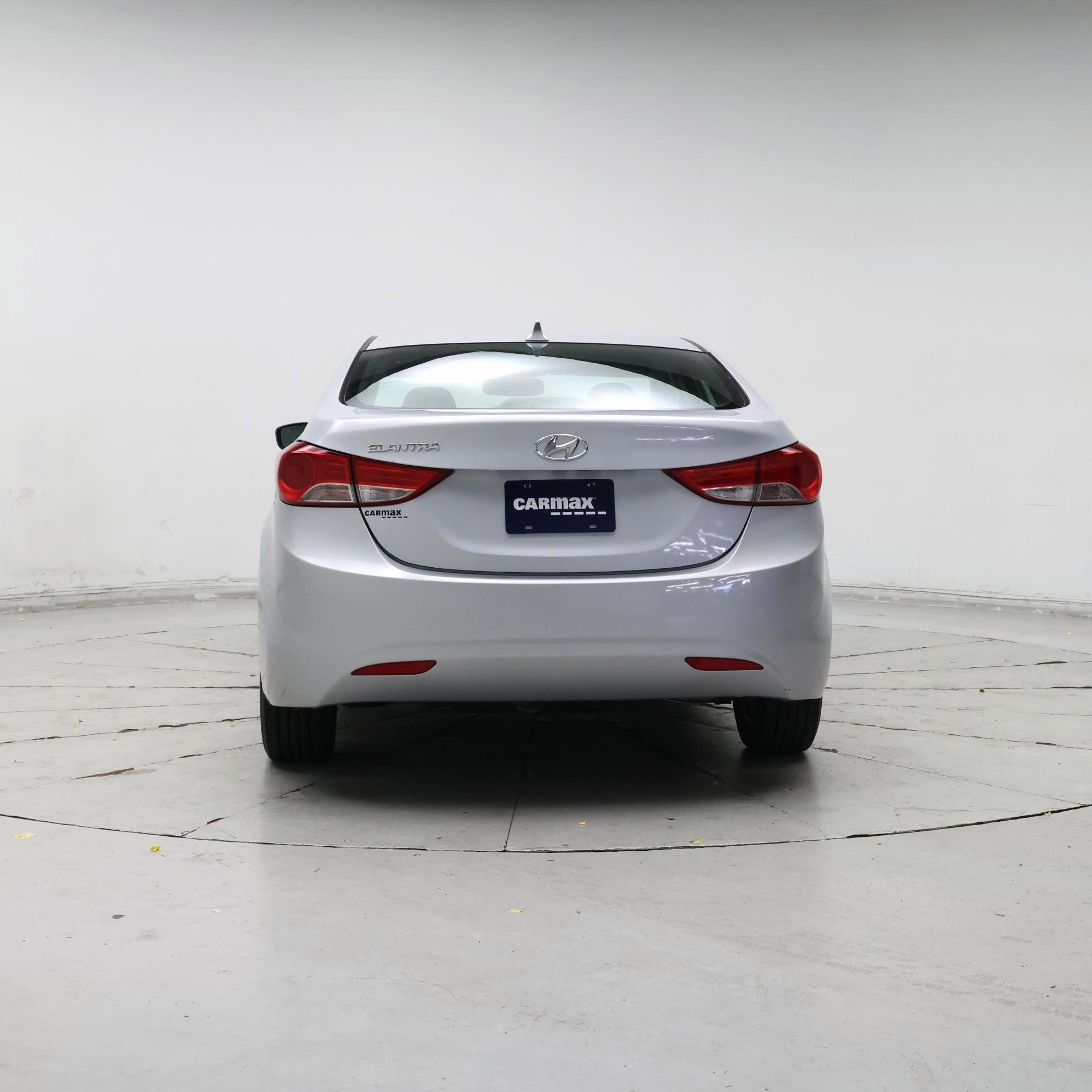 Thumbnail: 2013 Hyundai Elantra - 6