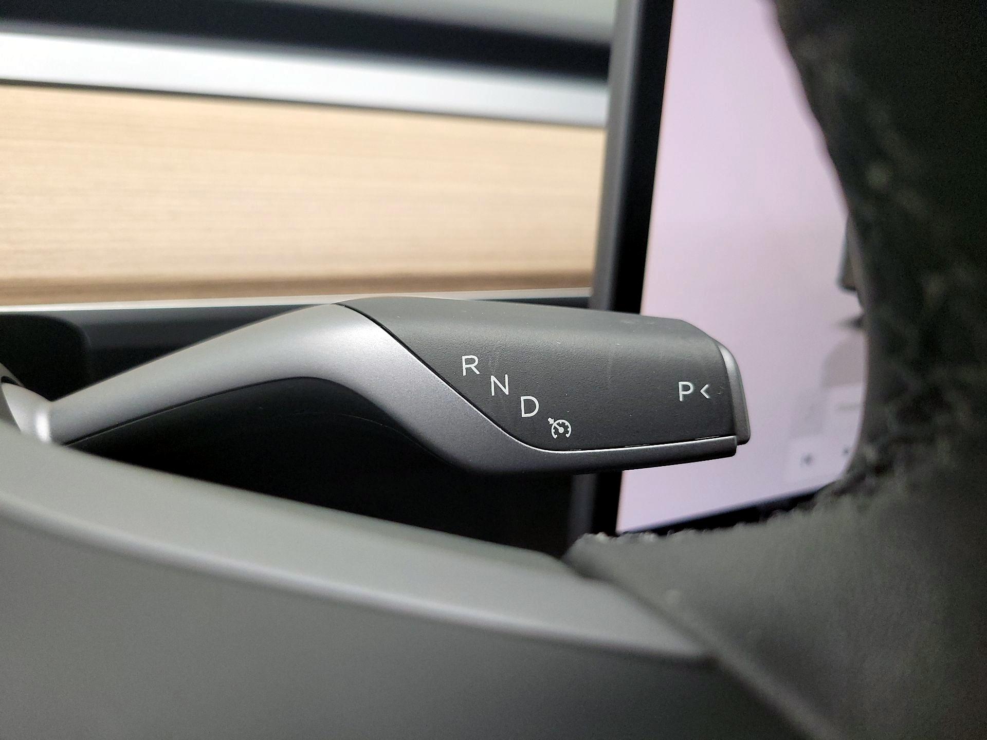 Thumbnail: 2025 Tesla Model Y - 17