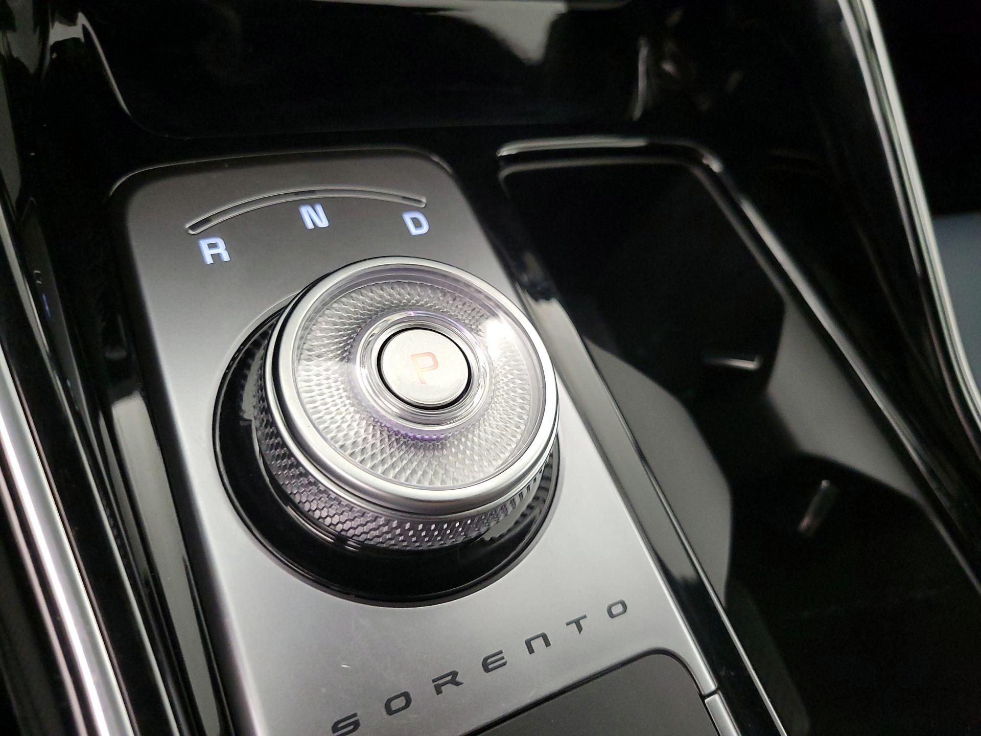 Thumbnail: 2025 Kia Sorento - 18