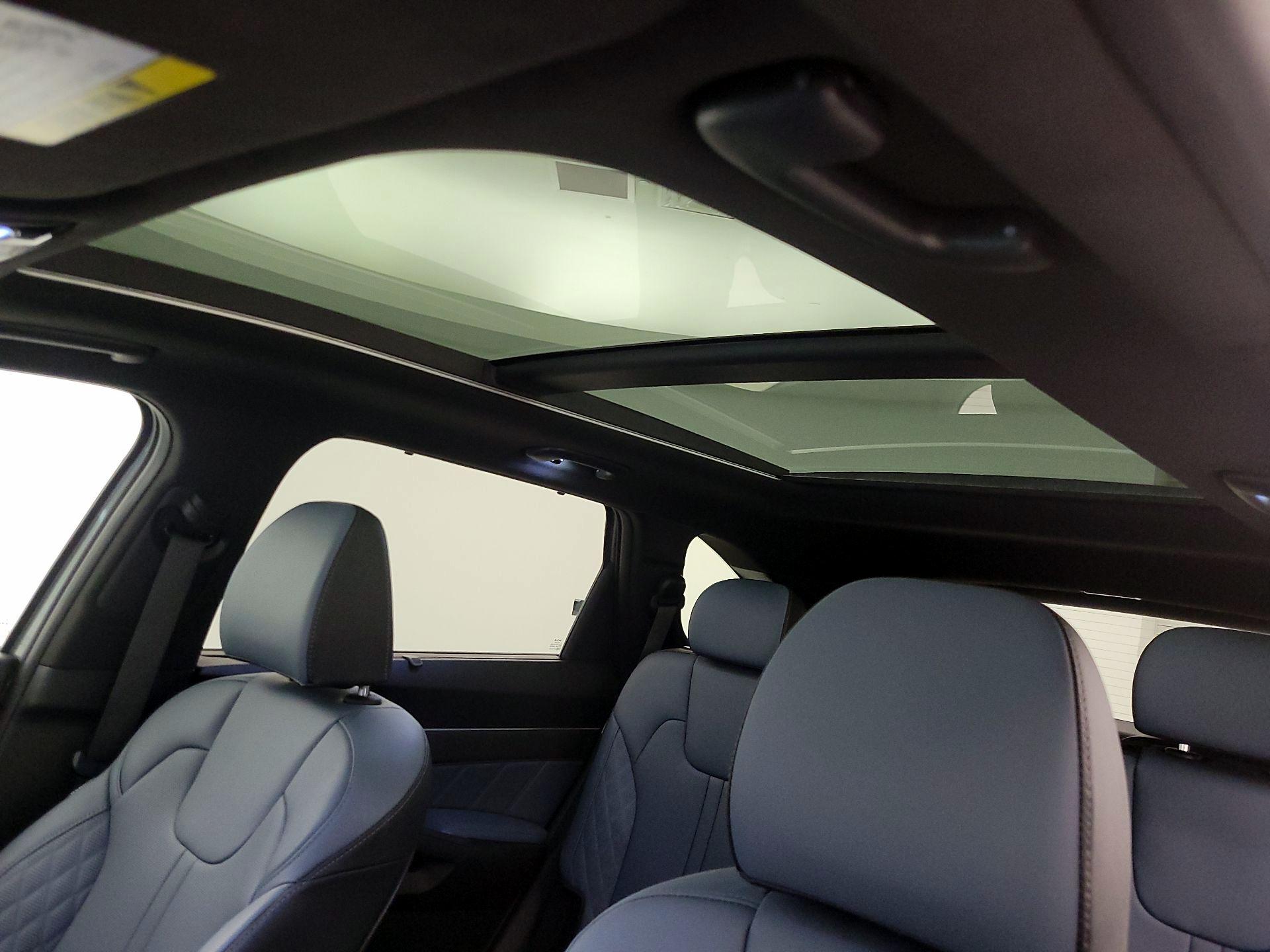 Thumbnail: 2025 Kia Sorento - 20