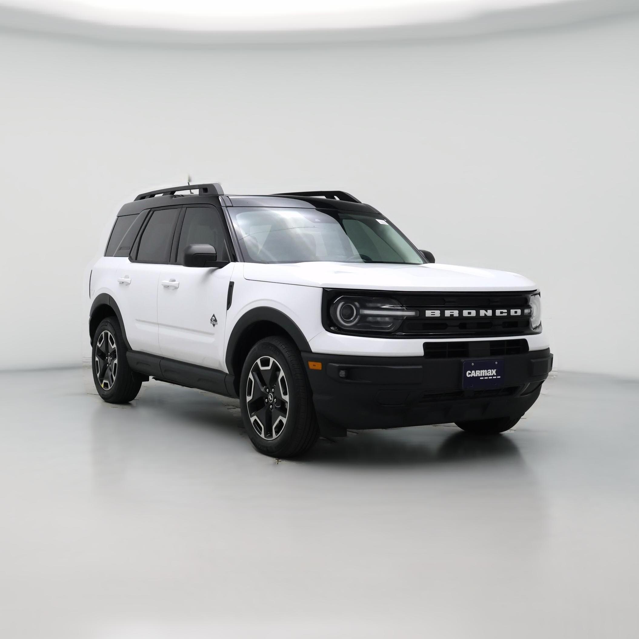 Thumbnail: 2023 Ford Bronco Sport - 1