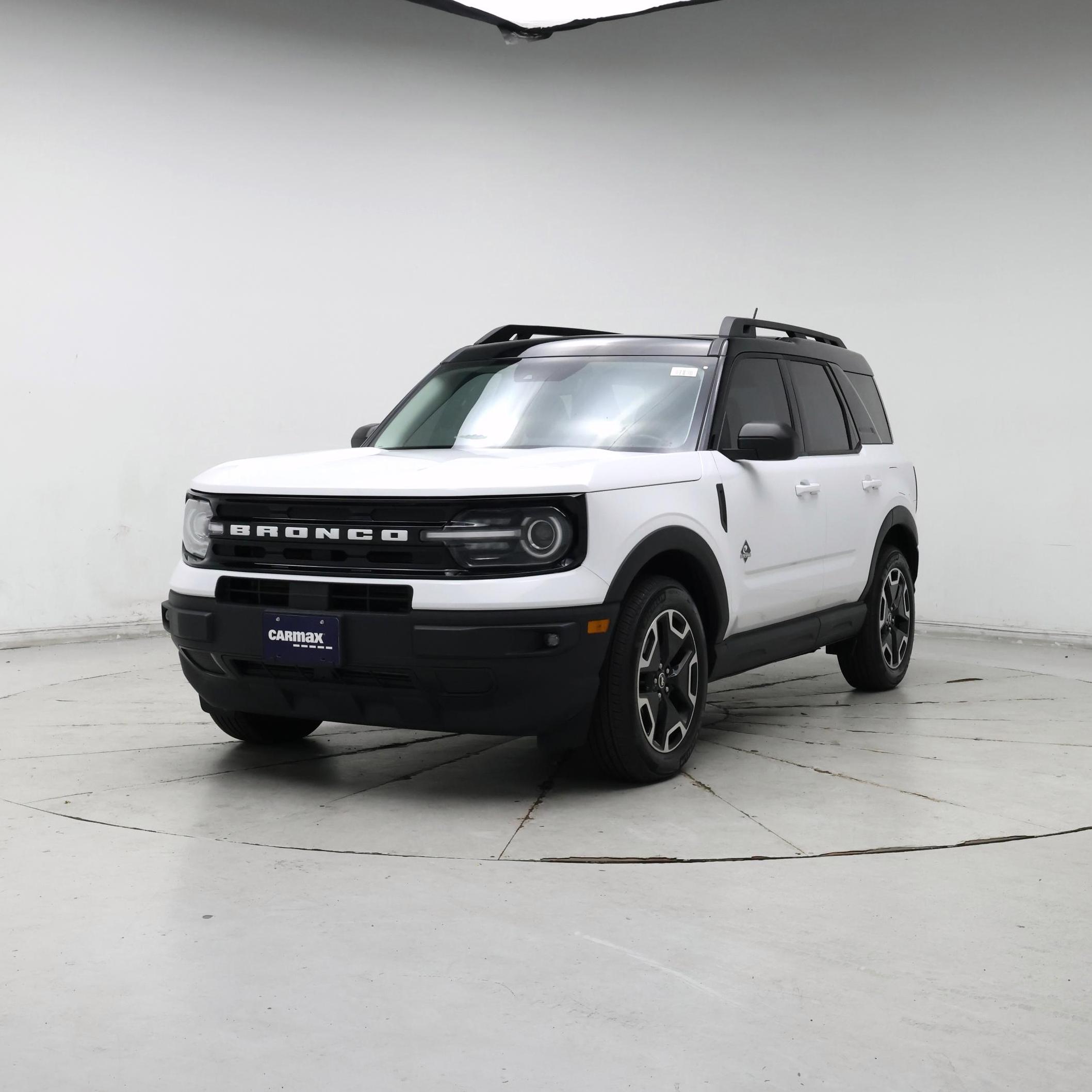 Thumbnail: 2023 Ford Bronco Sport - 4