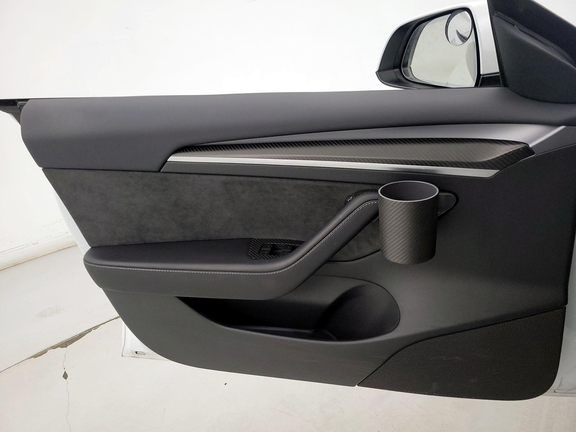 Thumbnail: 2023 Tesla Model 3 - 12