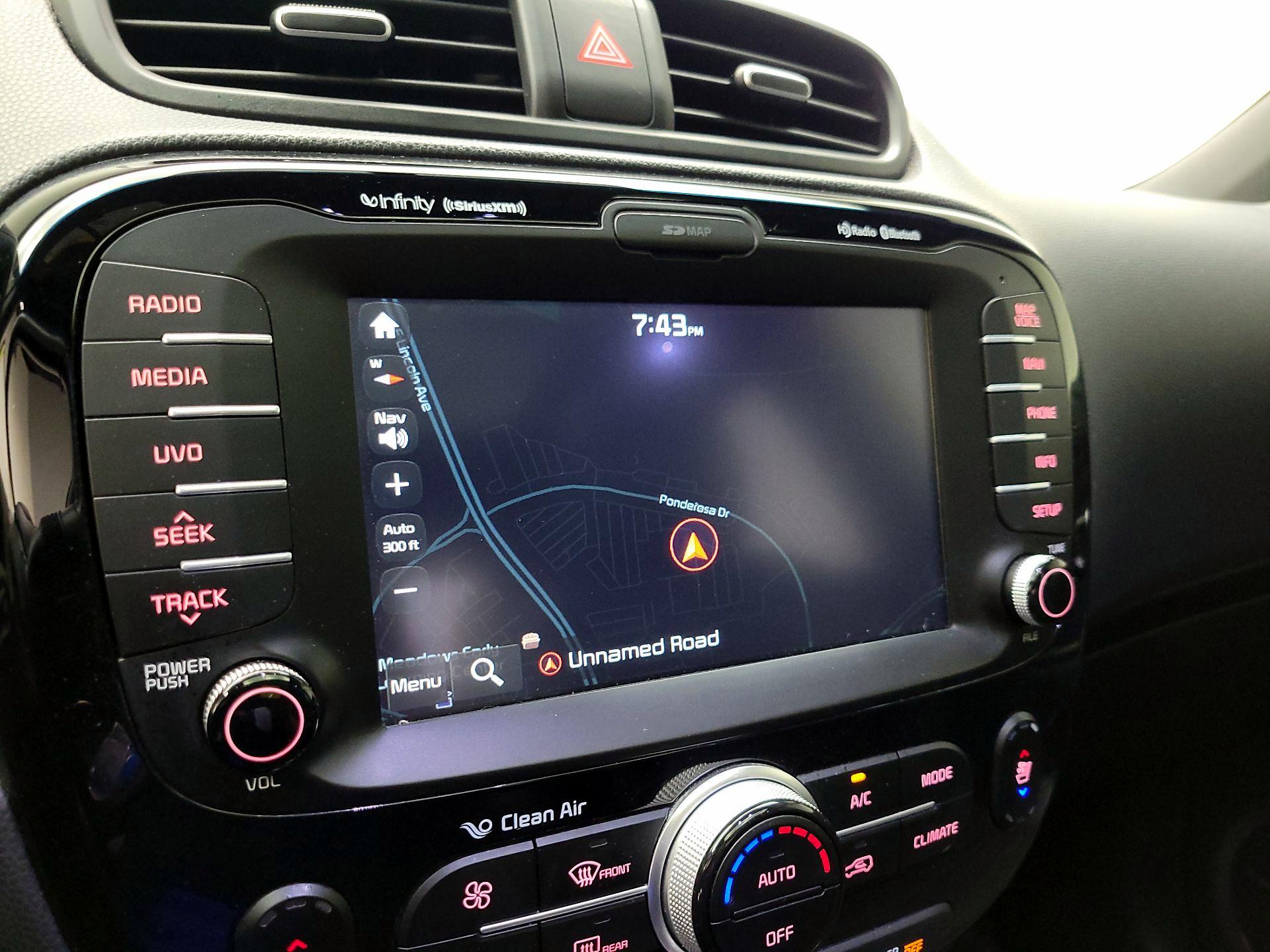 Thumbnail: 2014 Kia Soul - 14